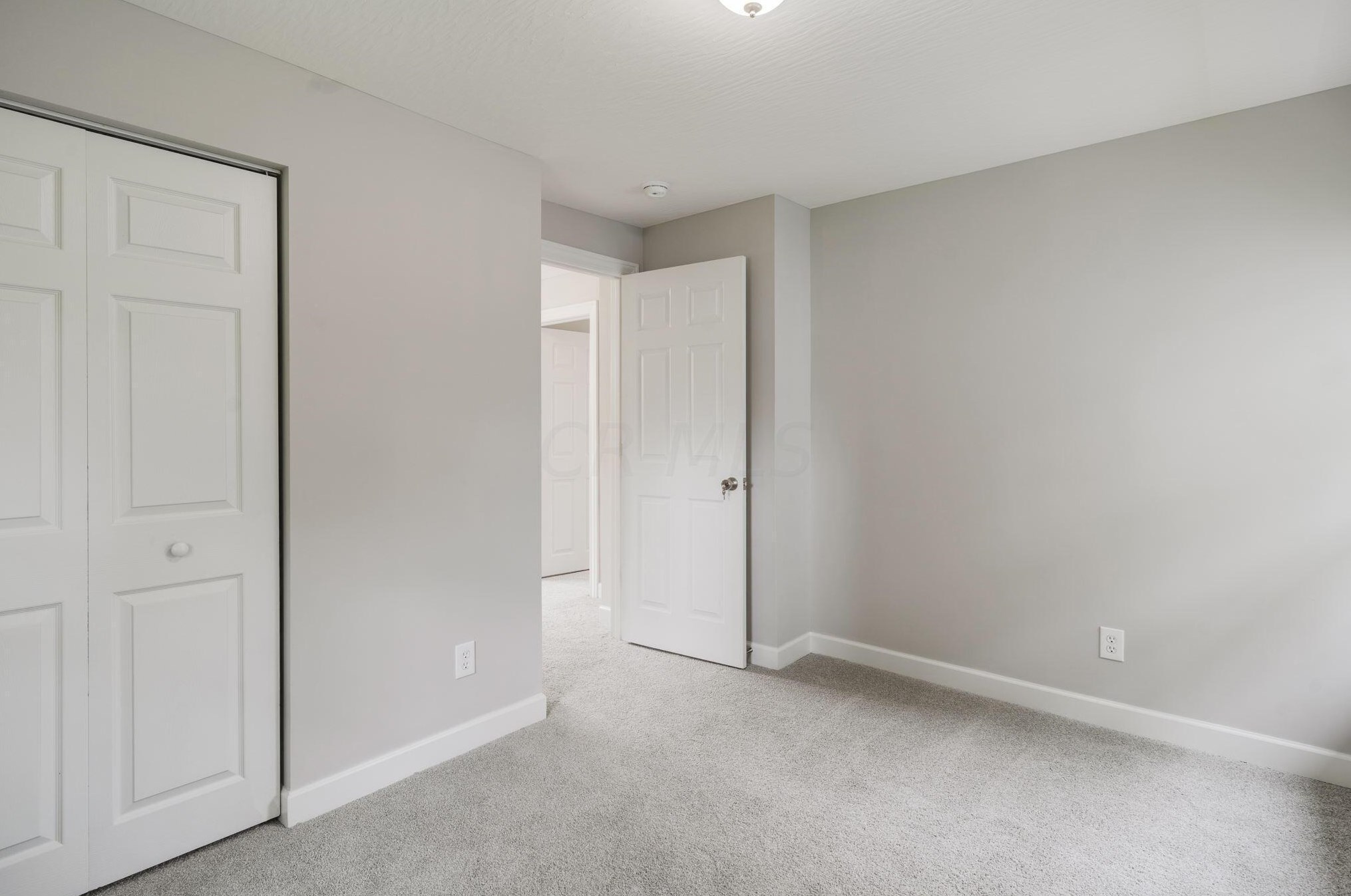 203 Wheatland Ave, Columbus OH 43204-3269 exterior