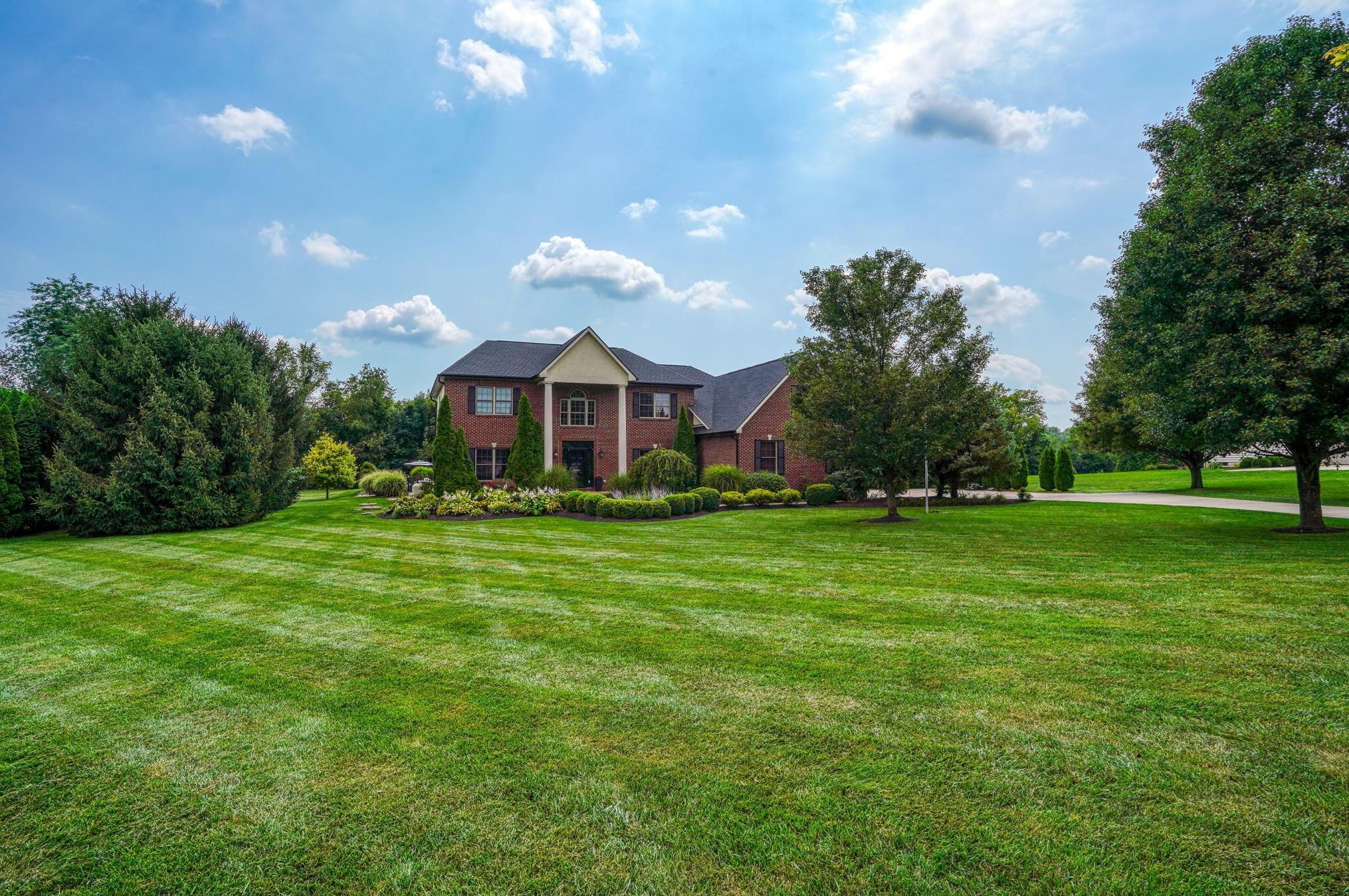 10119 Fairfield Farms Dr, Cnl Wnchstr, OH 43110-7907