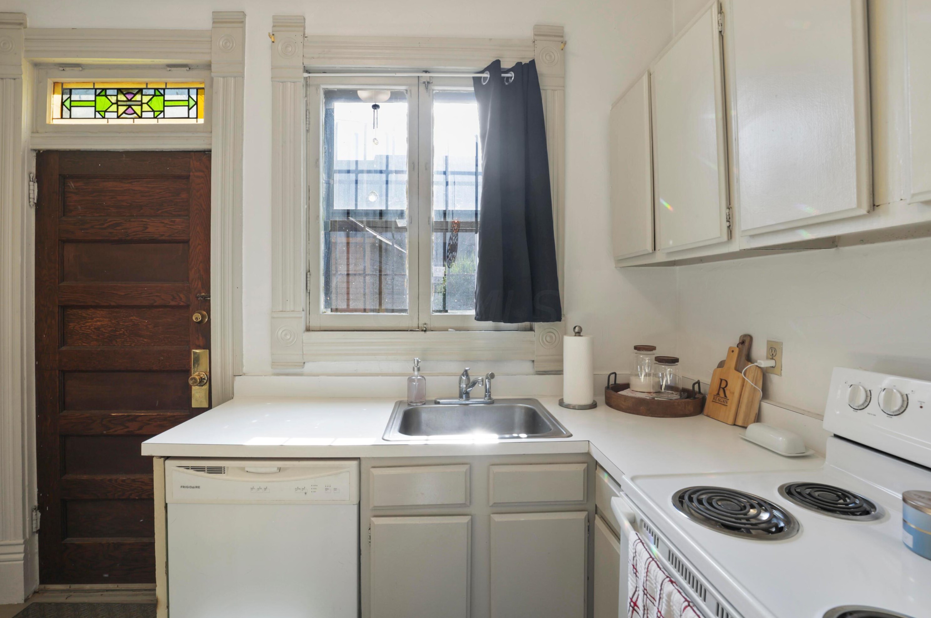 1022 Neil Ave, Columbus OH 43201-3437 exterior