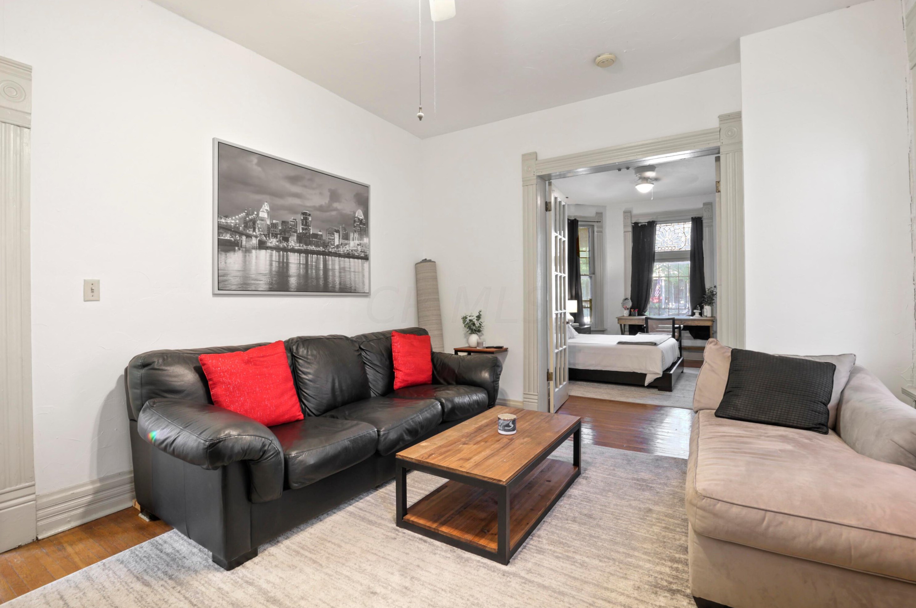 1022 Neil Ave, Columbus OH 43201-3437 exterior