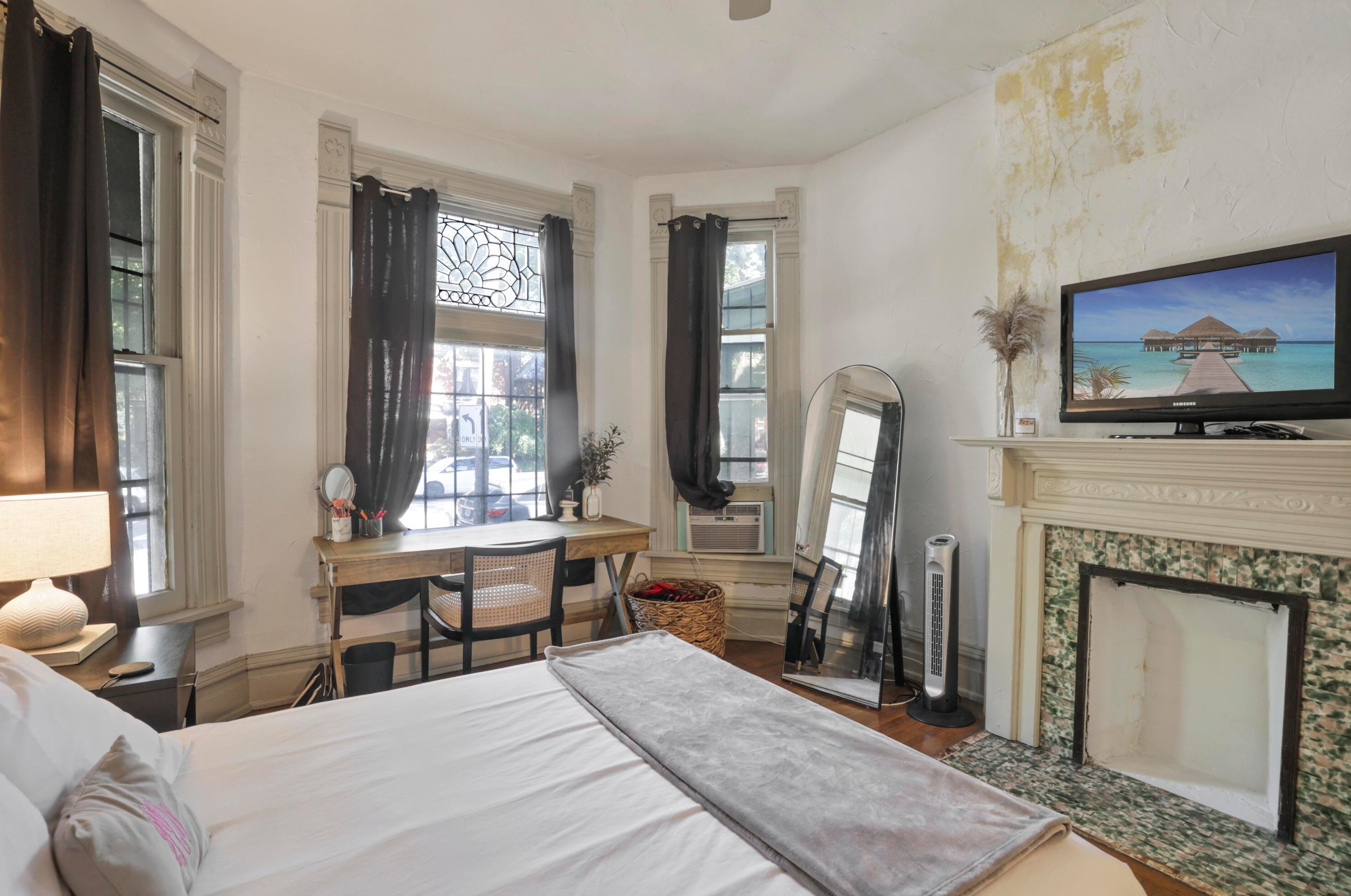 1022 Neil Ave, Columbus OH 43201-3437 exterior