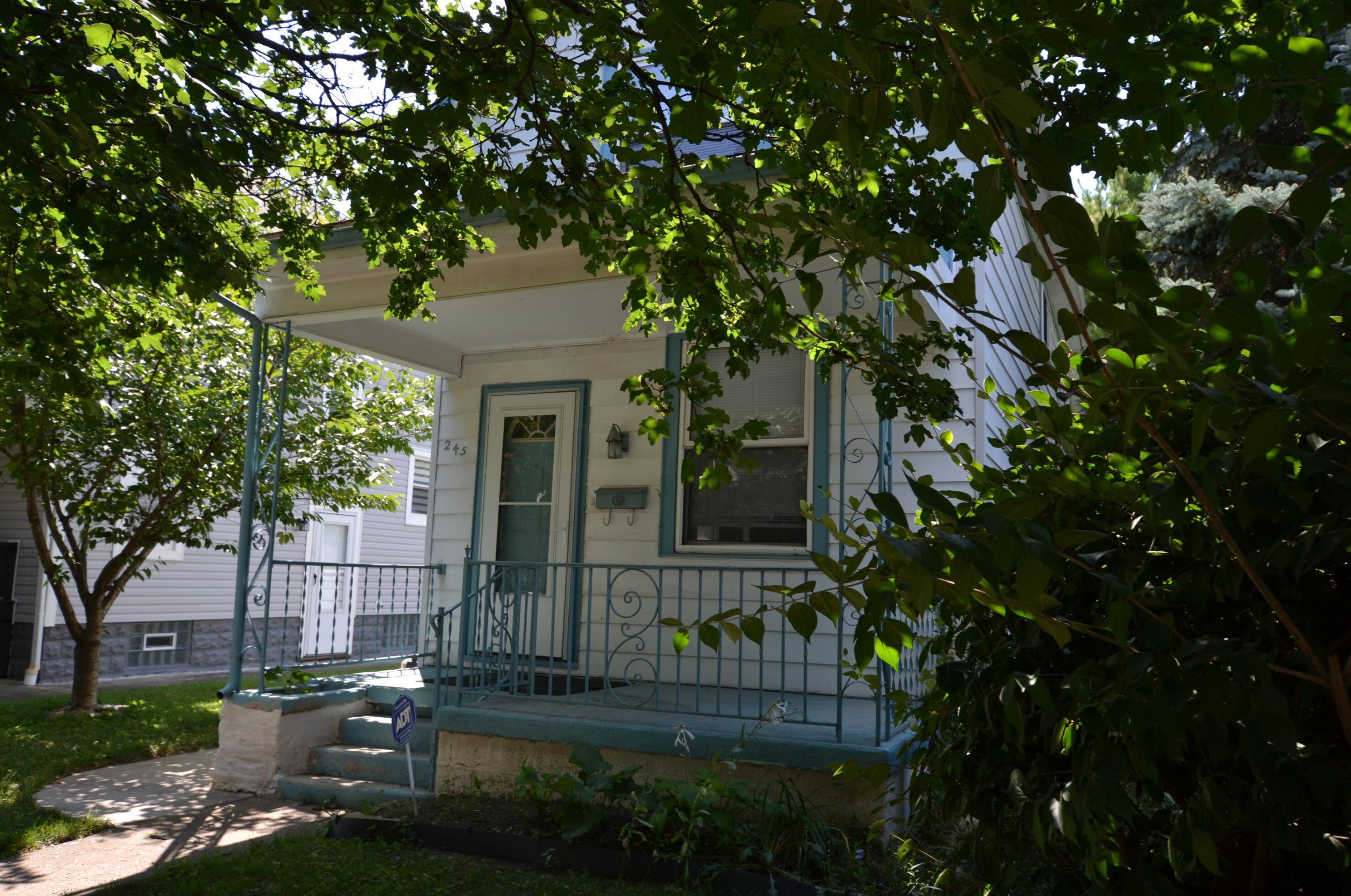245 Morrill Ave, Columbus, OH 43207-1208