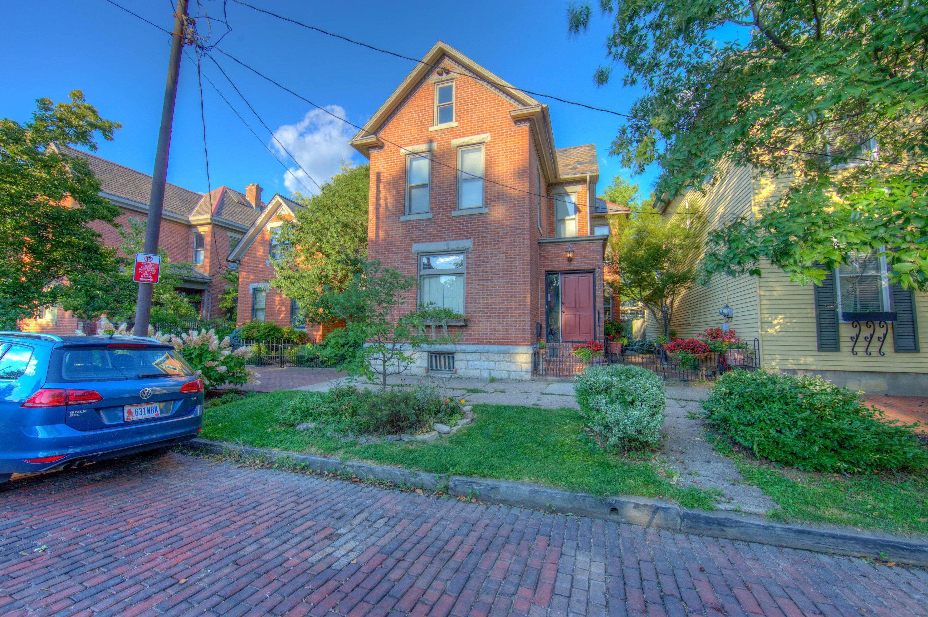 836 Mohawk St, Columbus, OH 43206-2604