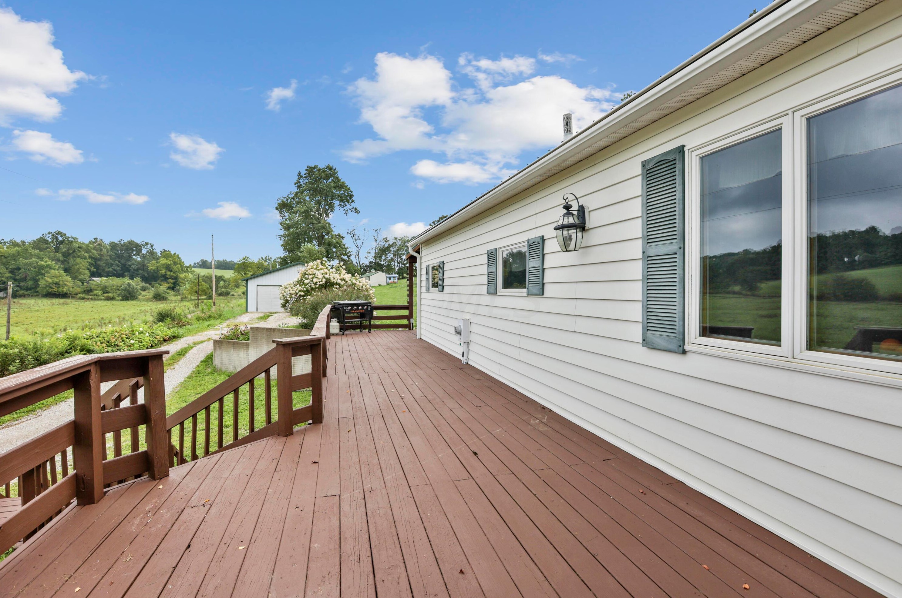 11378 Houdeshell Rd, Saint Louisville, OH 43071-9661