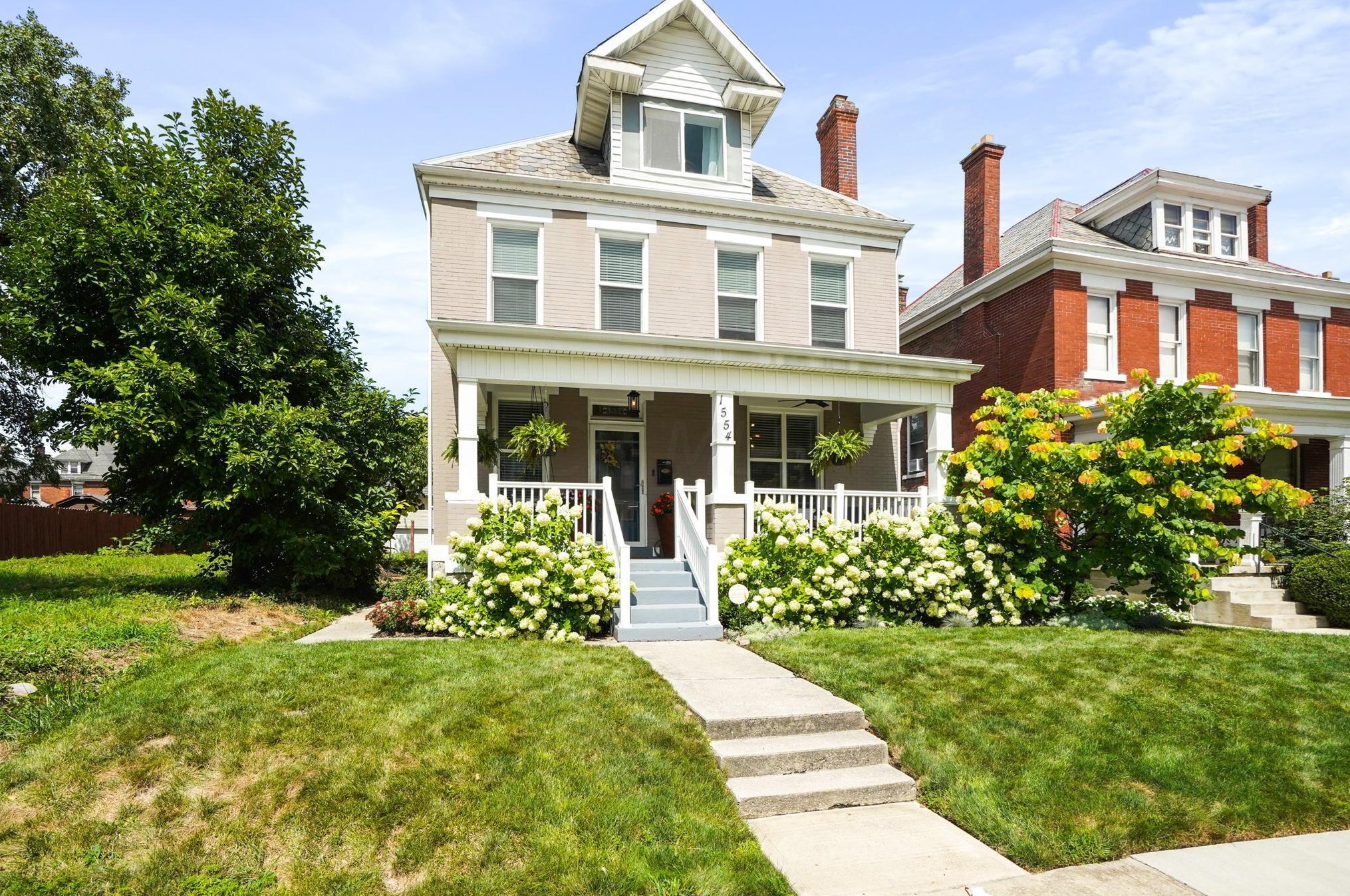 1554 Clifton Ave, Columbus, OH 43203-1702
