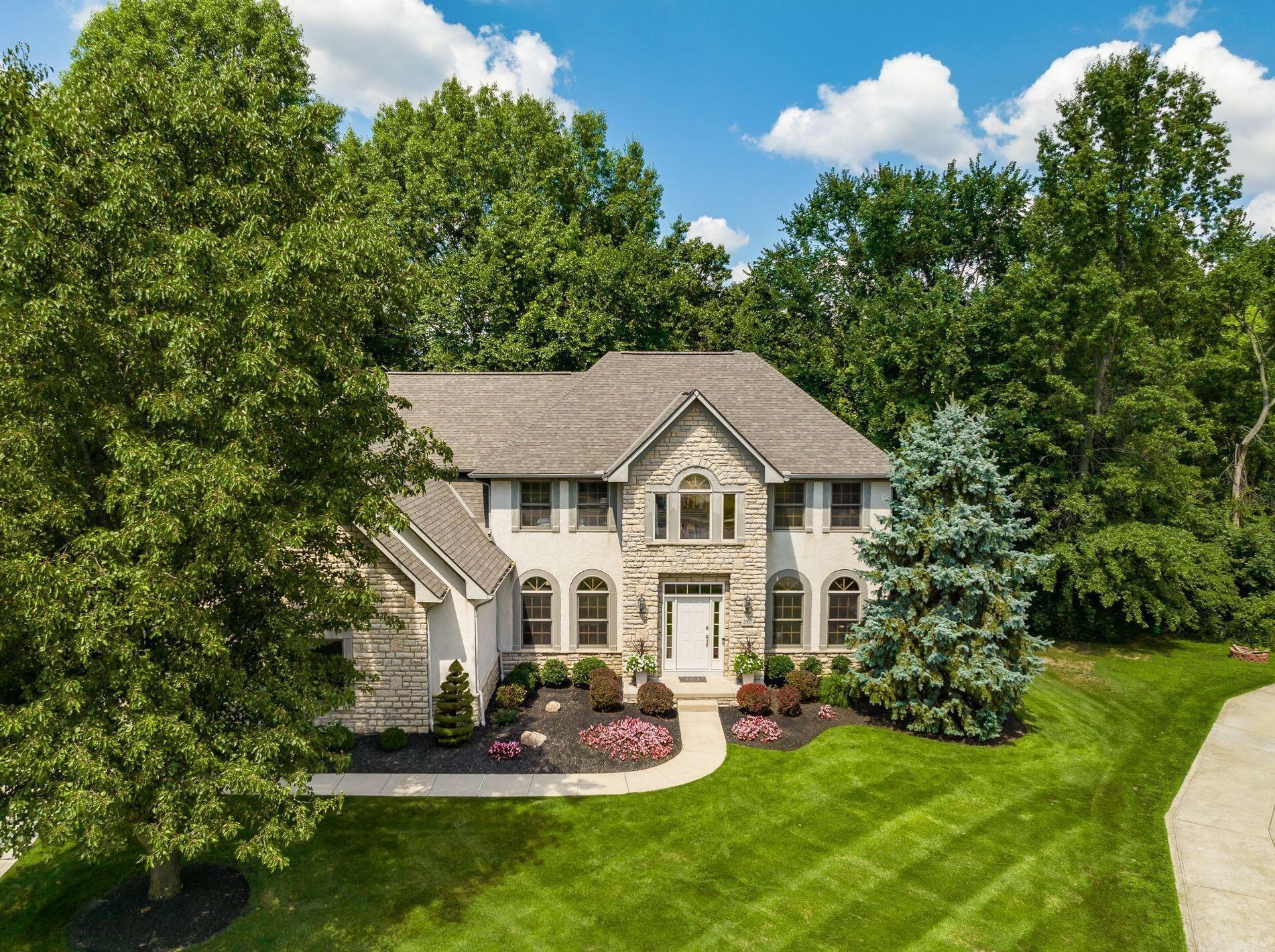 290 Tack Ct, Delaware, OH 43015-7017