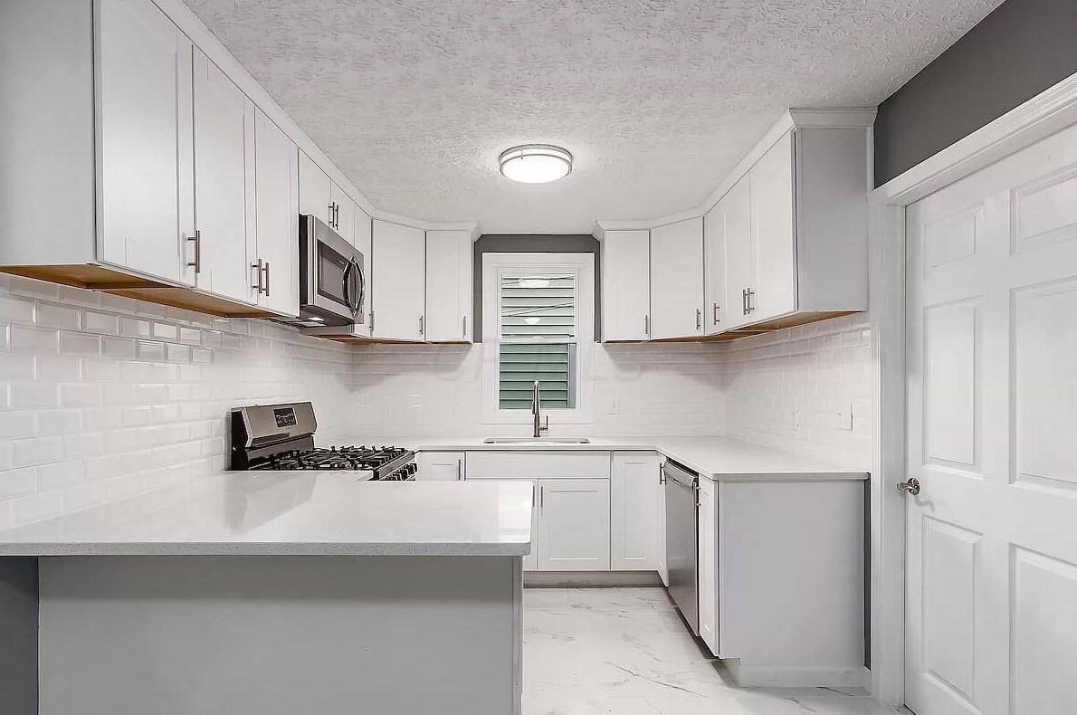 1103 Ellsworth Ave, Columbus OH  43206-1713 exterior