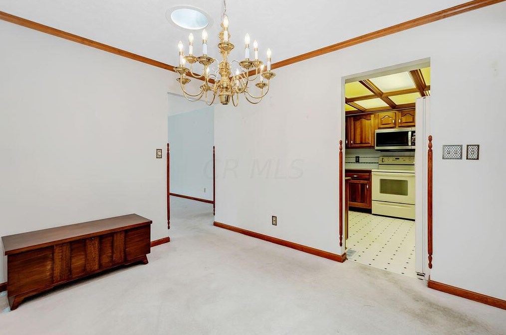 5820 Riverton Rd, Columbus OH 43232-1650 exterior