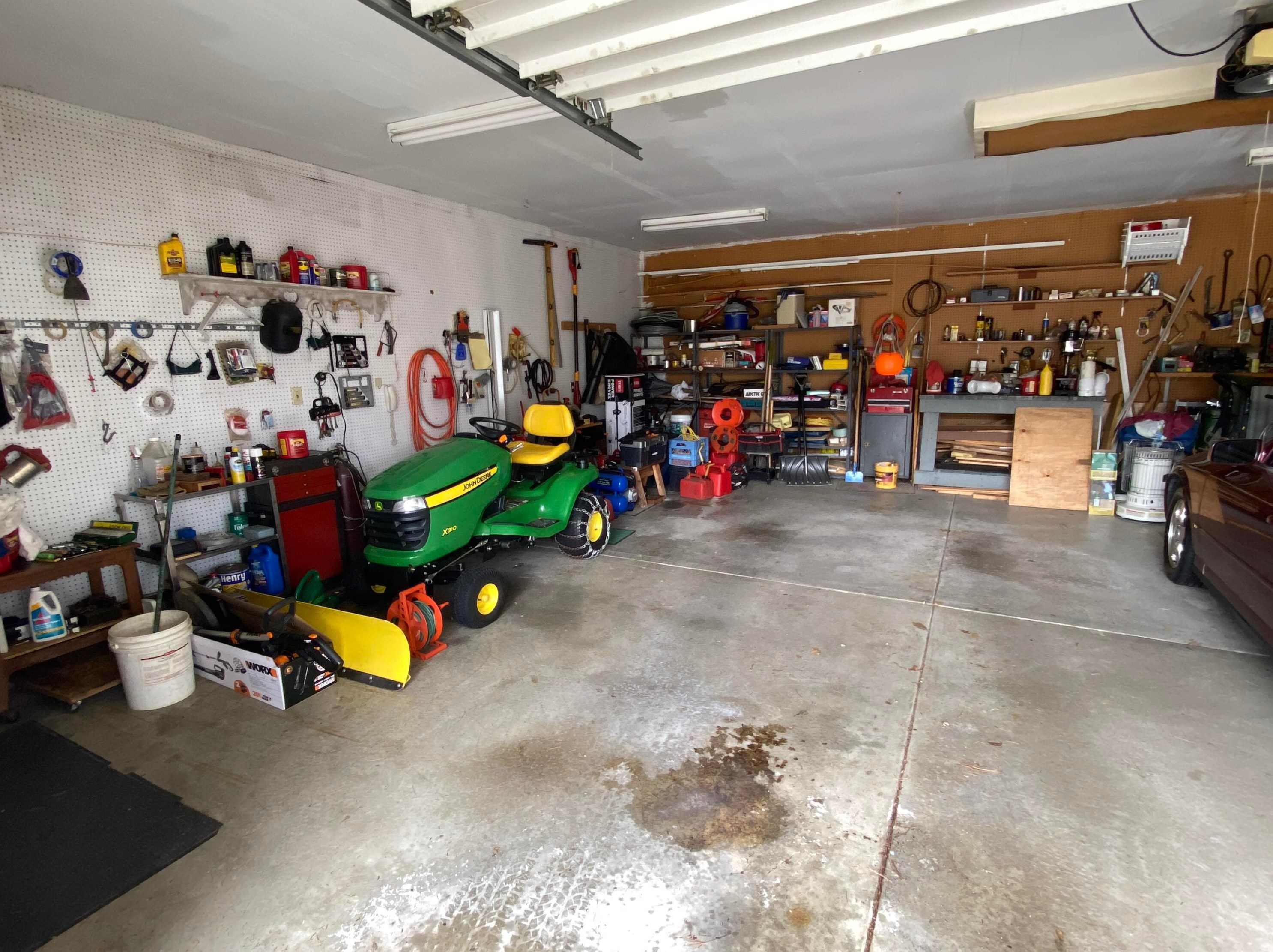 5820 Riverton Rd, Columbus OH 43232-1650 exterior