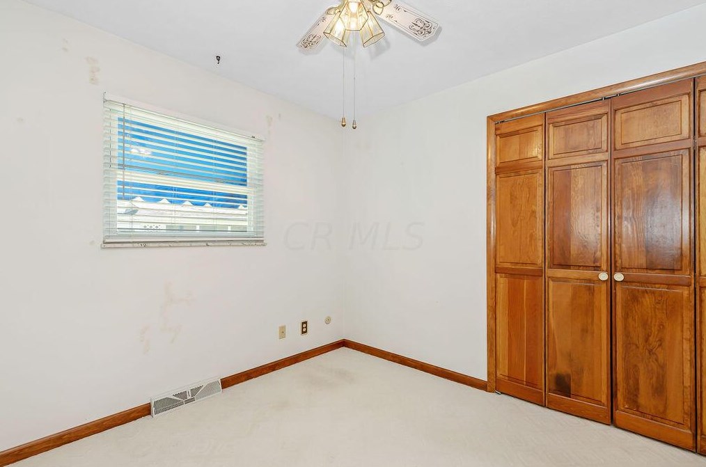 5820 Riverton Rd, Columbus OH 43232-1650 exterior