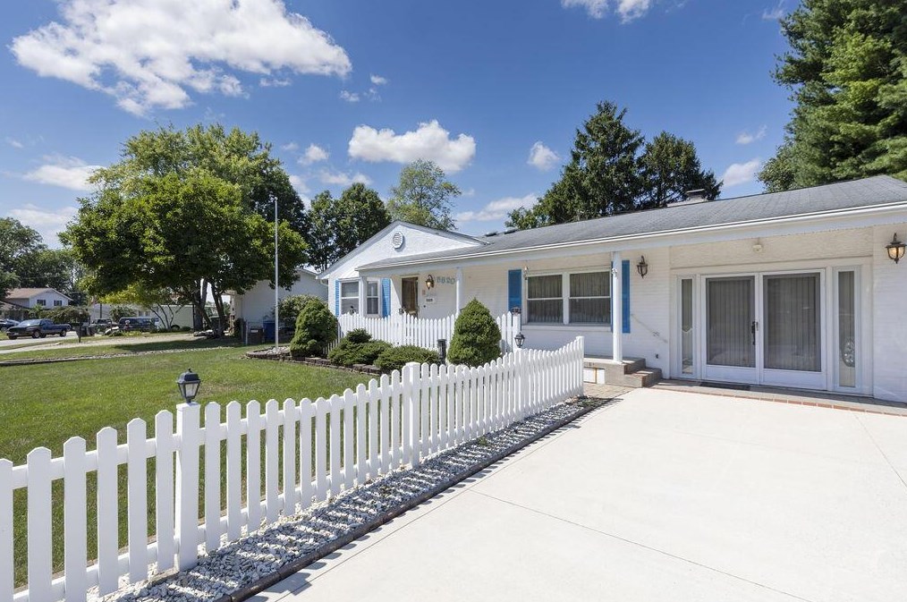 5820 Riverton Rd, Columbus, OH 43232-1649