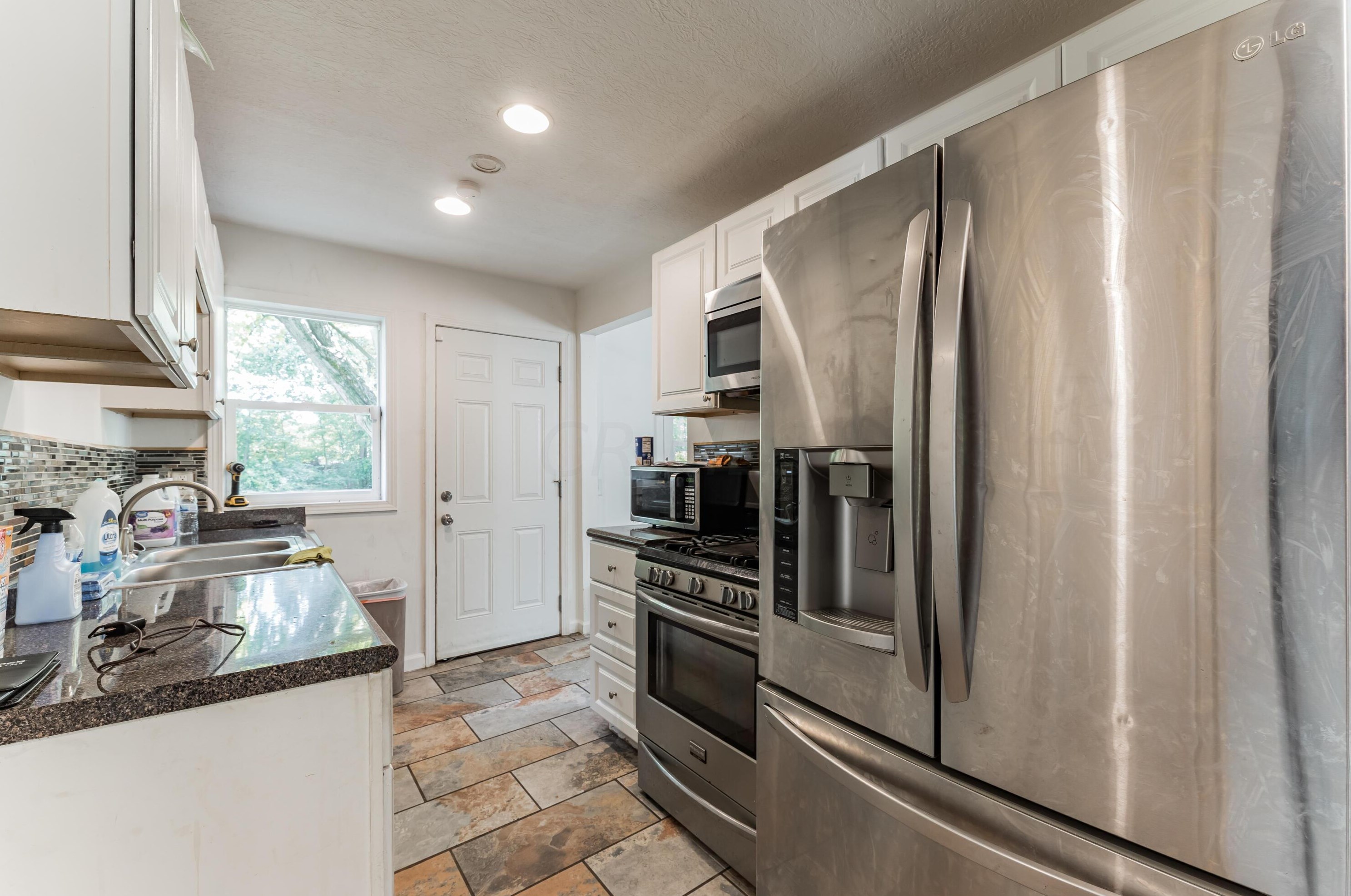 2794 Linview Ave, Columbus OH 43211-1736 exterior