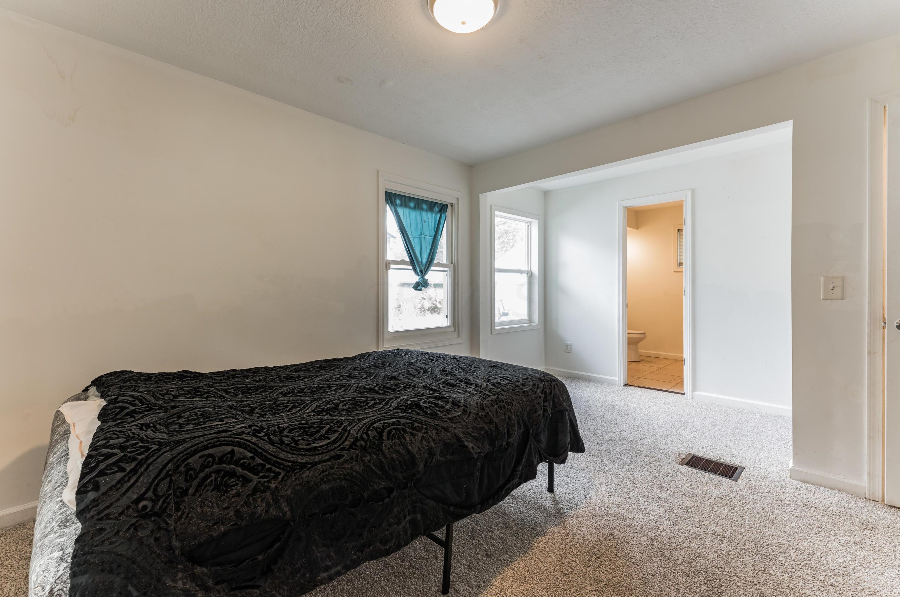 2794 Linview Ave, Columbus OH 43211-1736 exterior