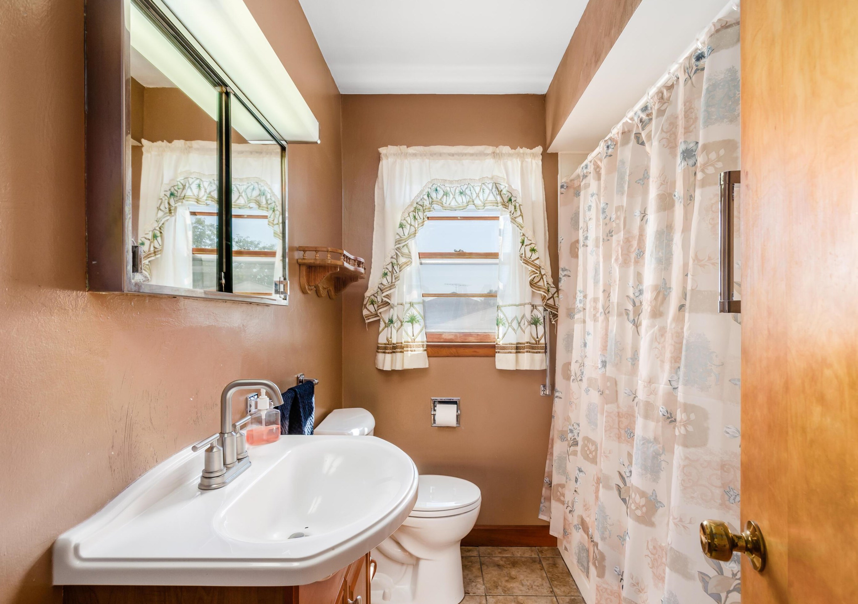 518 Hubert Ave, Lancaster OH 43130-4718 exterior