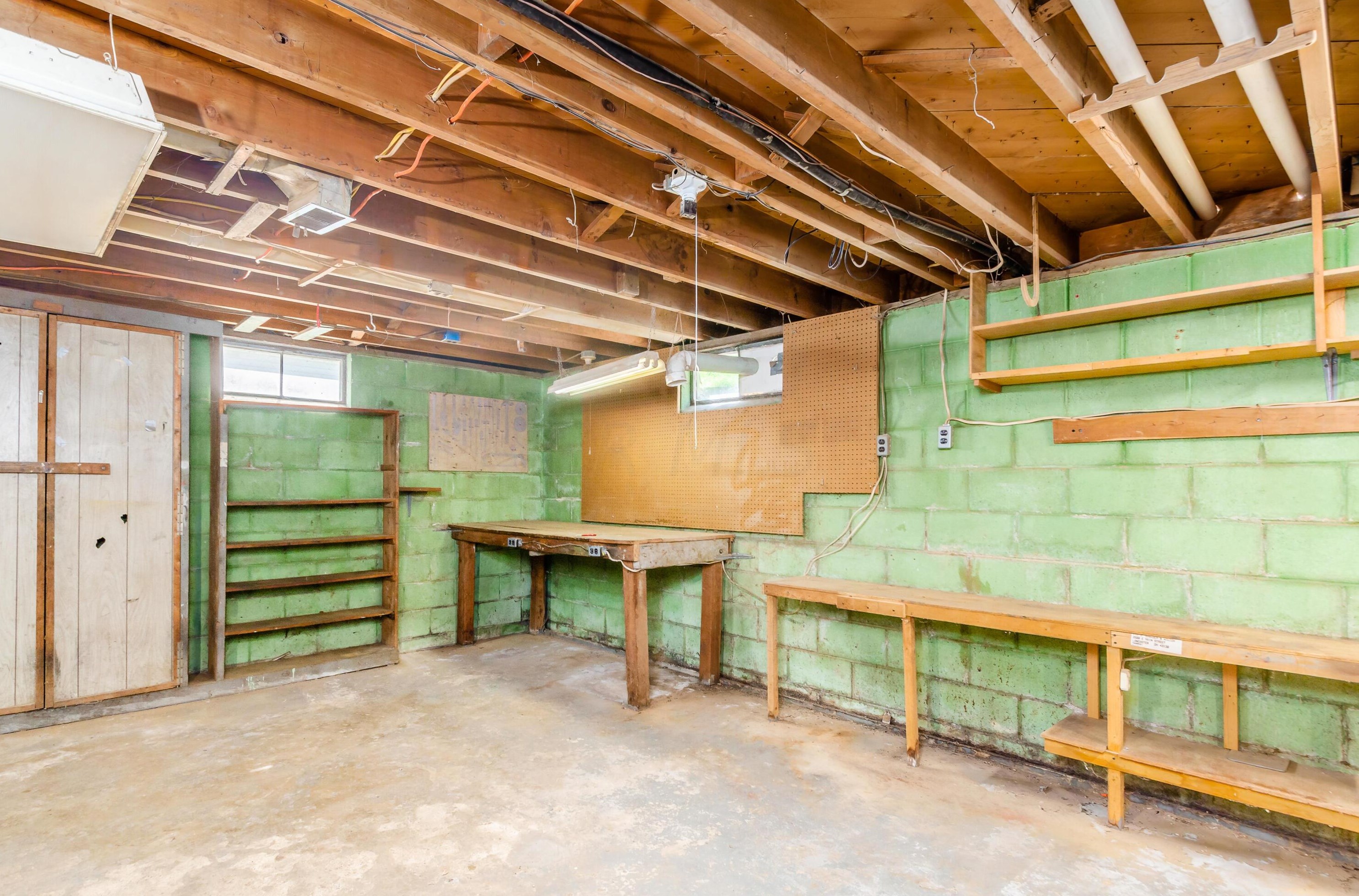 518 Hubert Ave, Lancaster OH 43130-4718 exterior