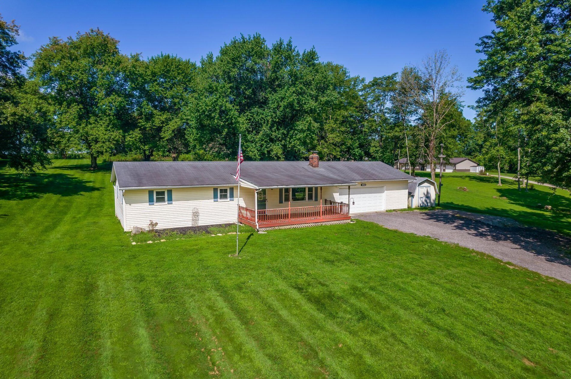 11521 Ridenour Rd, Thornville, OH 43076-9691