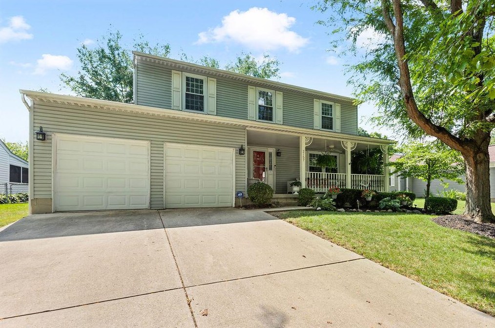 2157 Grn Is Dr, Columbus OH 43228-9433 exterior