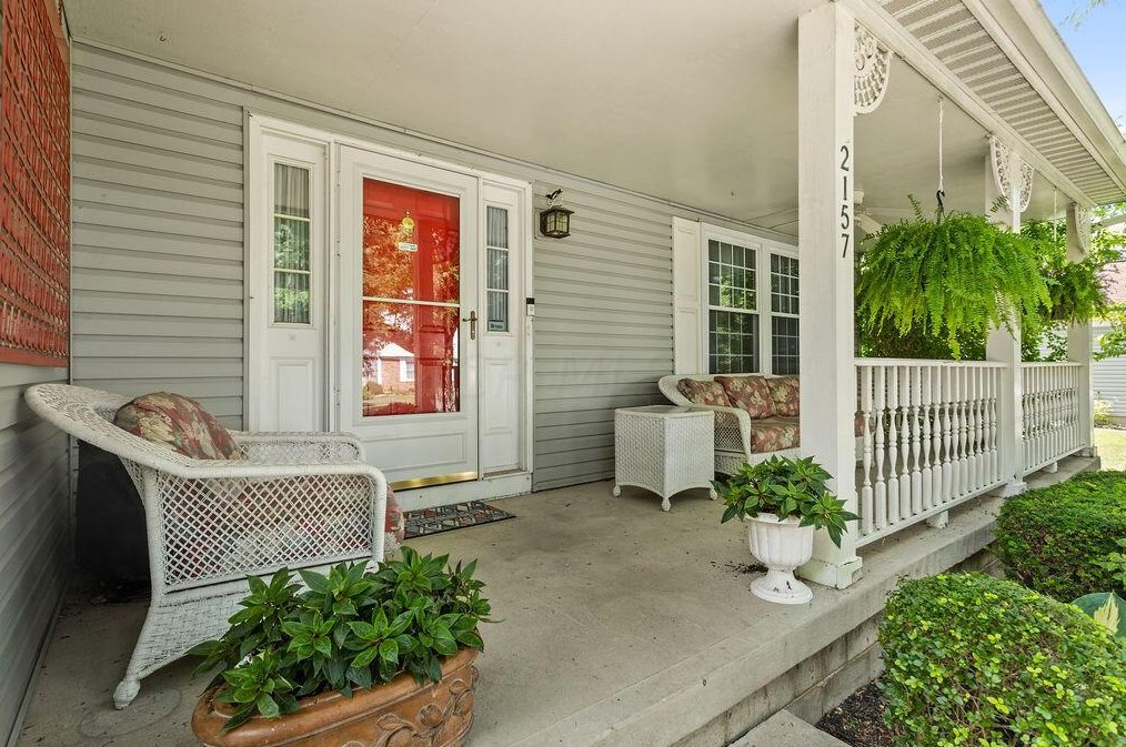 2157 Green Island Dr, Columbus, OH 43228-9433