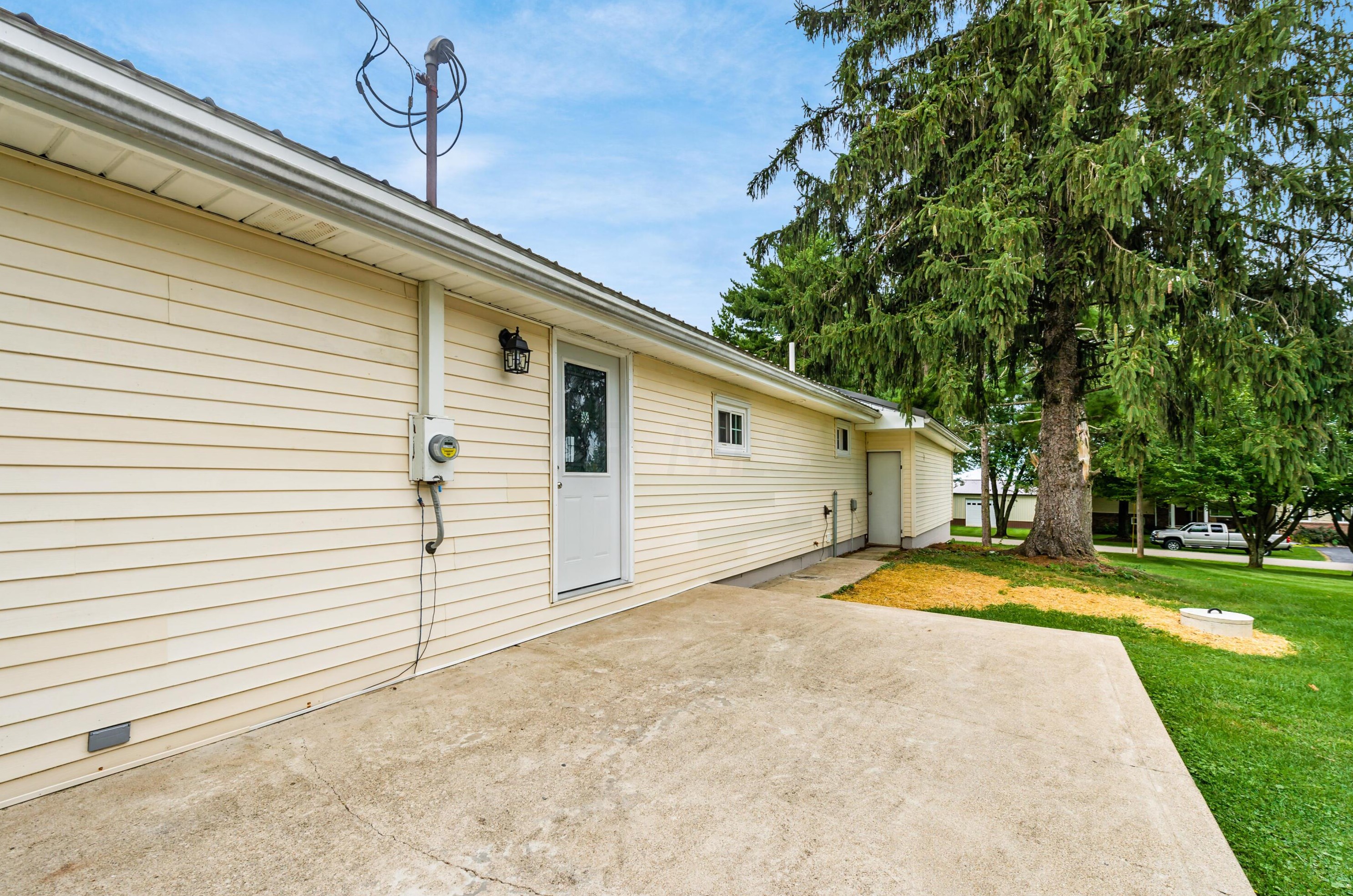 20360 Catherine Blvd, Circleville OH  43113-9238 exterior
