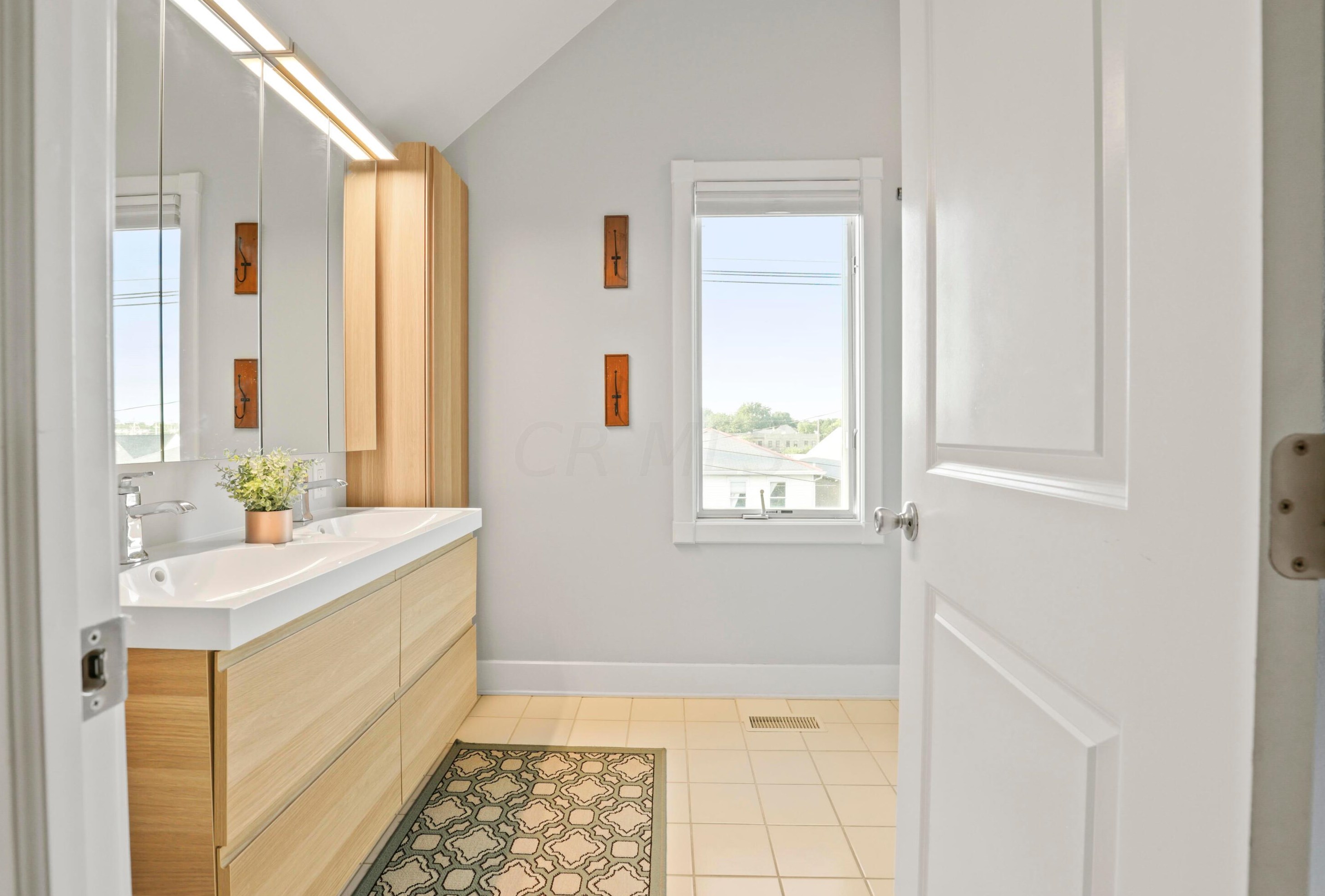 149 4 Ave, Columbus OH 43201-3566 exterior