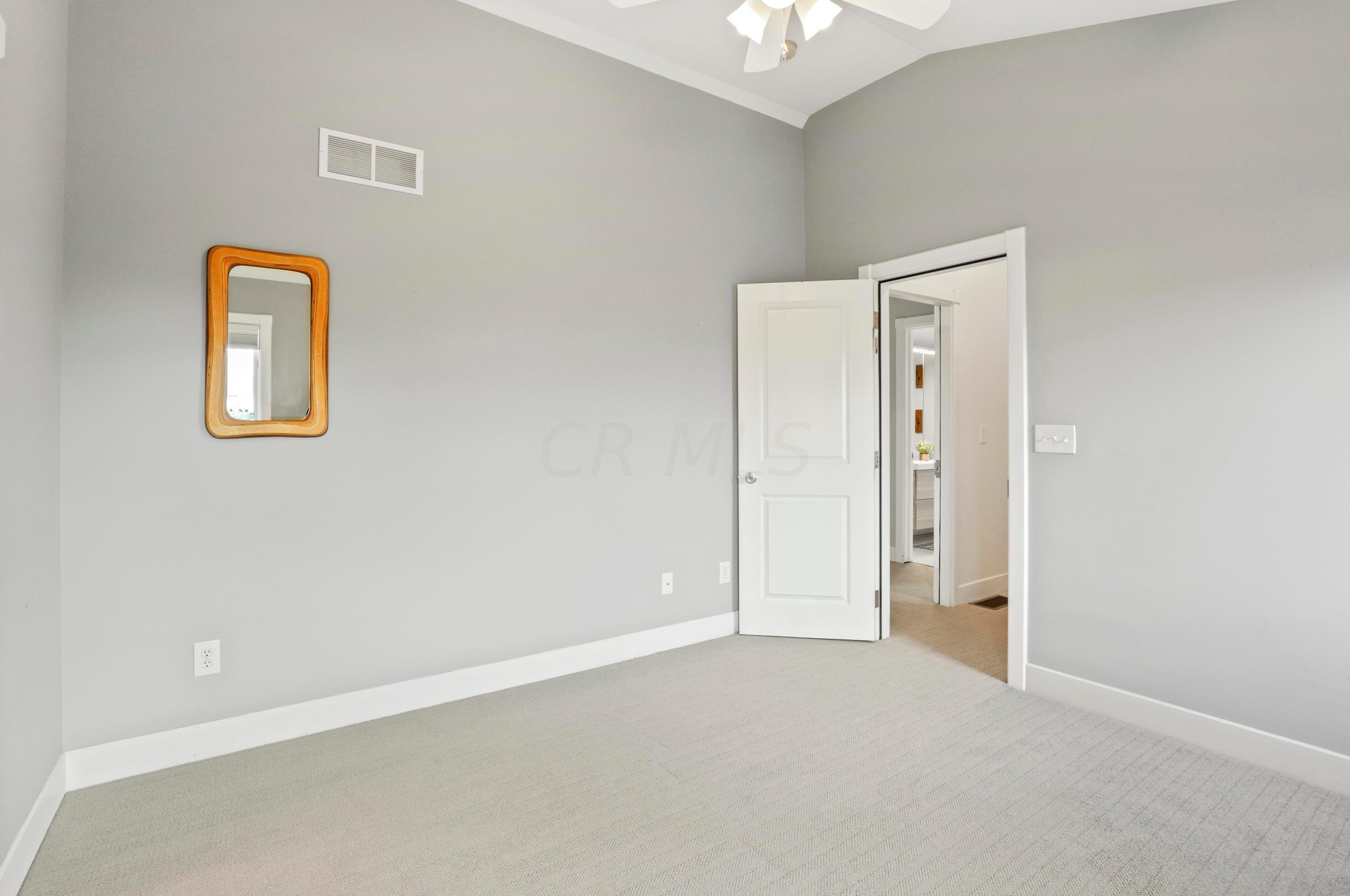 149 4 Ave, Columbus OH 43201-3566 exterior