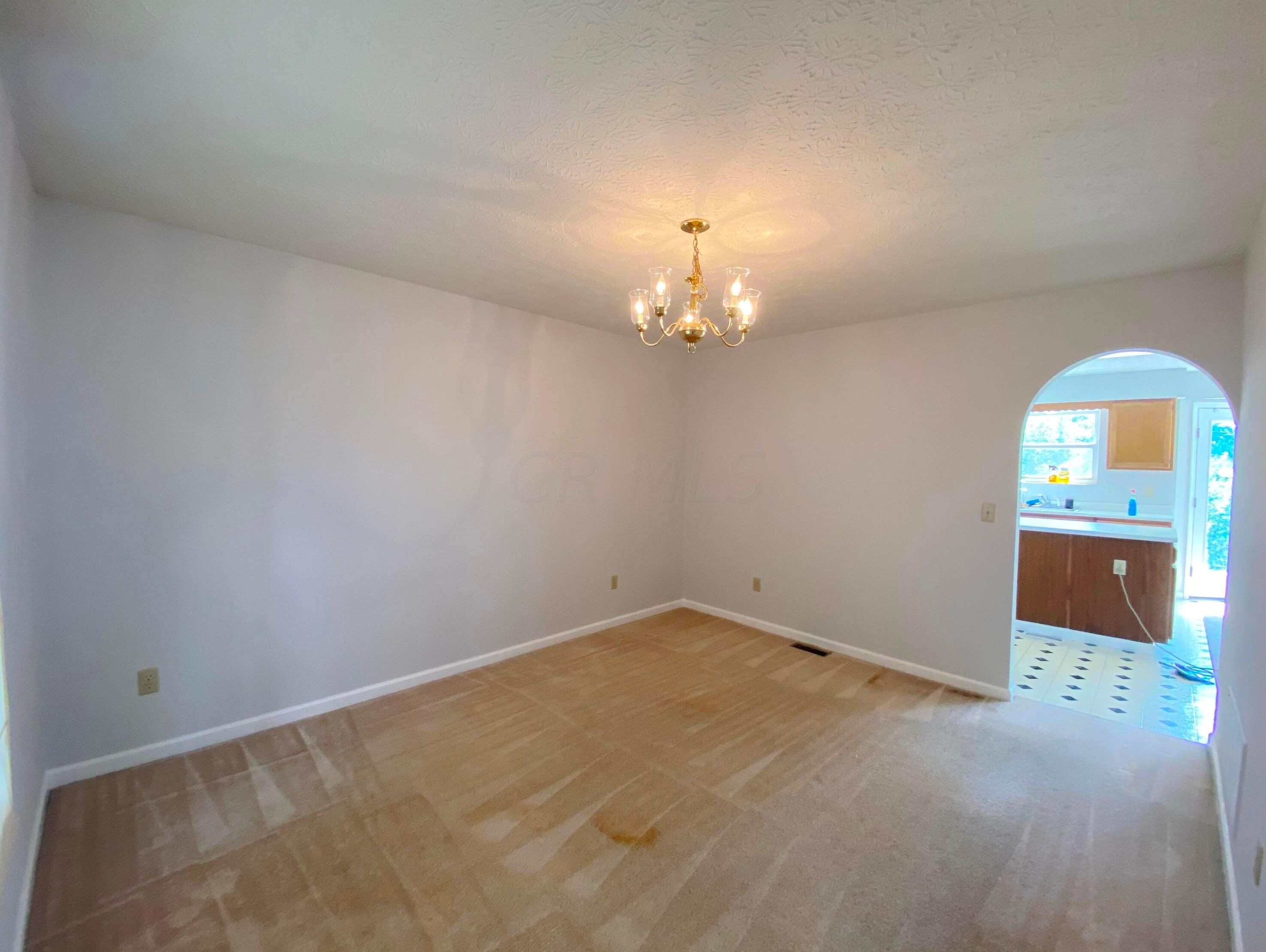 279 Marjoram Dr, Columbus OH 43230-7026 exterior