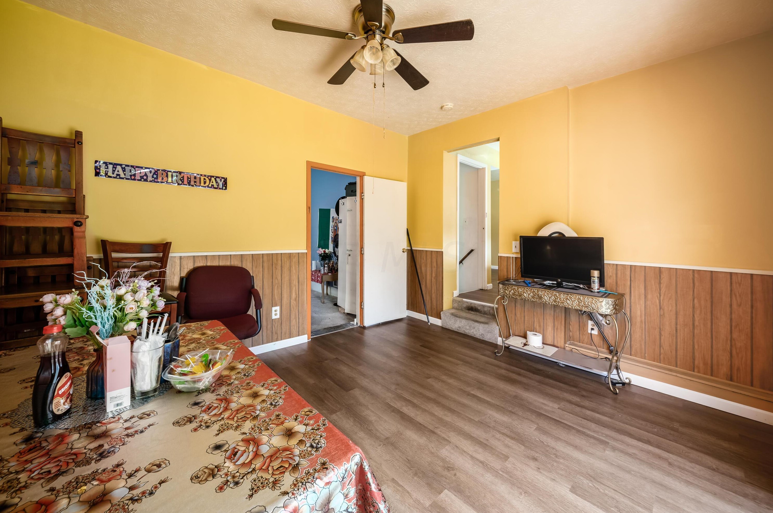 2141 Cornell St, Columbus OH  43219-3518 exterior