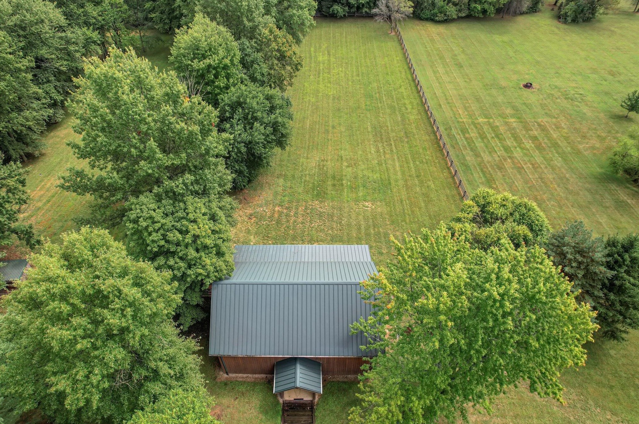 1001 Eckard Rd, Centerburg OH  43011-9728 exterior