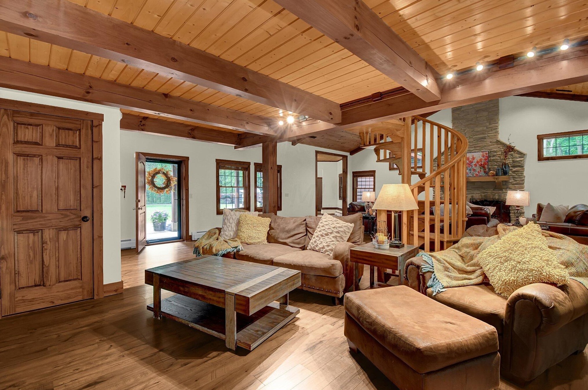 1001 Eckard Rd, Centerburg OH  43011-9728 exterior