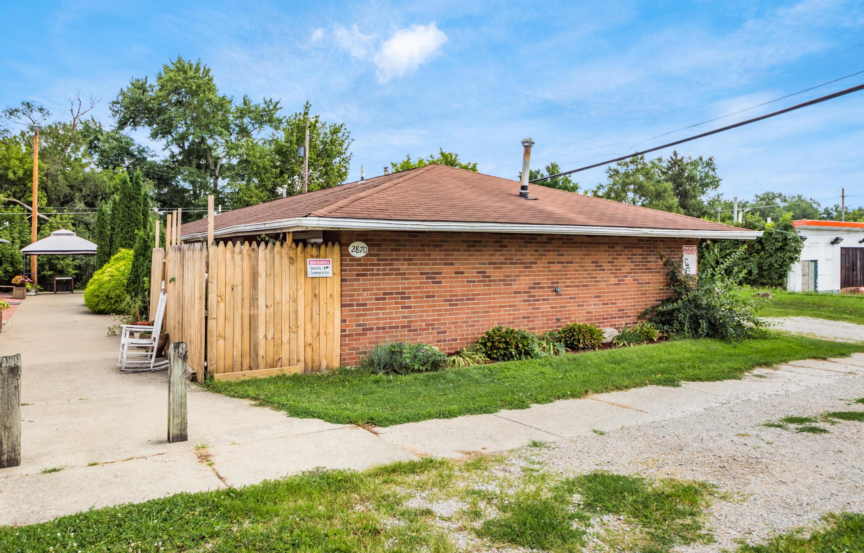 2870-2878 Perdue Ave, Columbus, OH 43224-4555