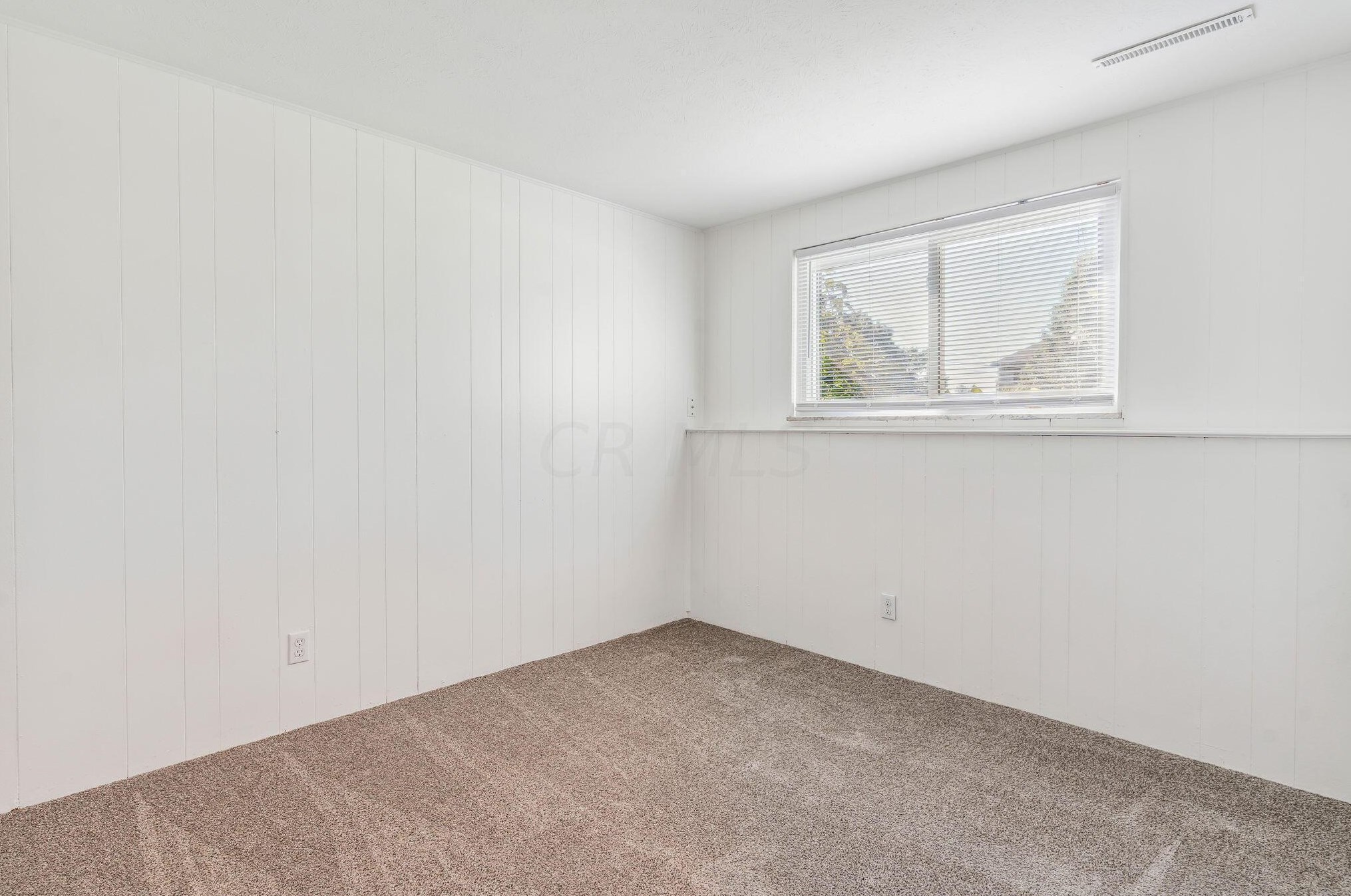 5178 Rutledge Dr, Columbus OH 43232-5856 exterior