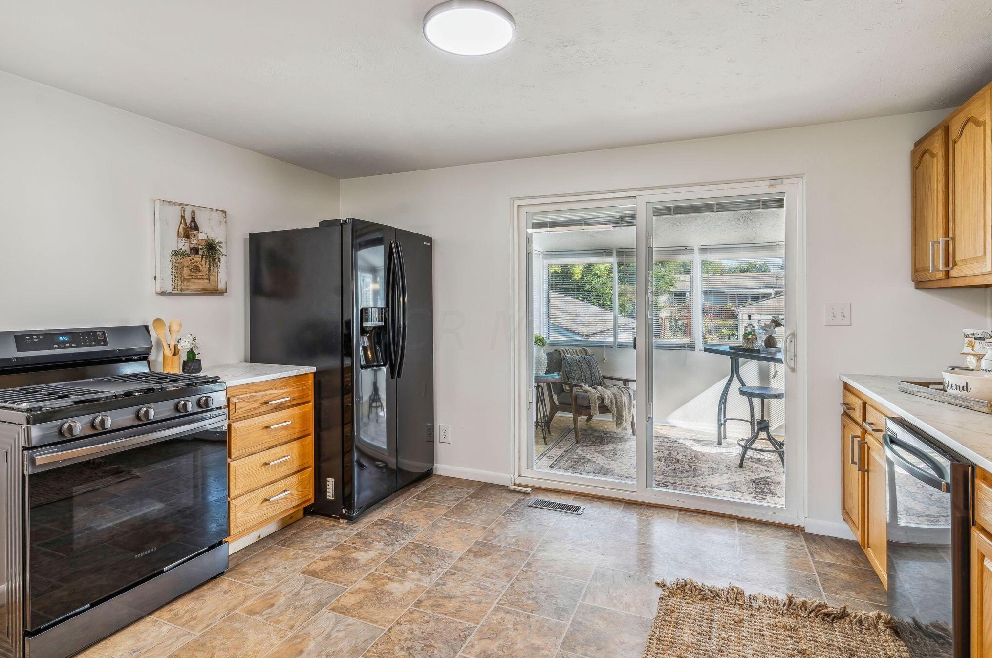 5178 Rutledge Dr, Columbus OH 43232-5856 exterior