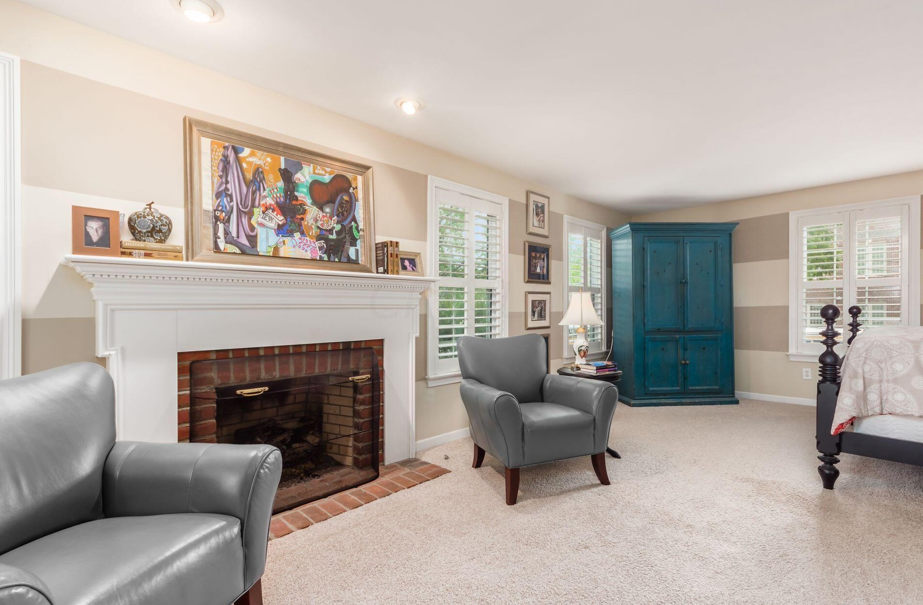 782 Hartford St, Columbus OH 43085-3113 exterior