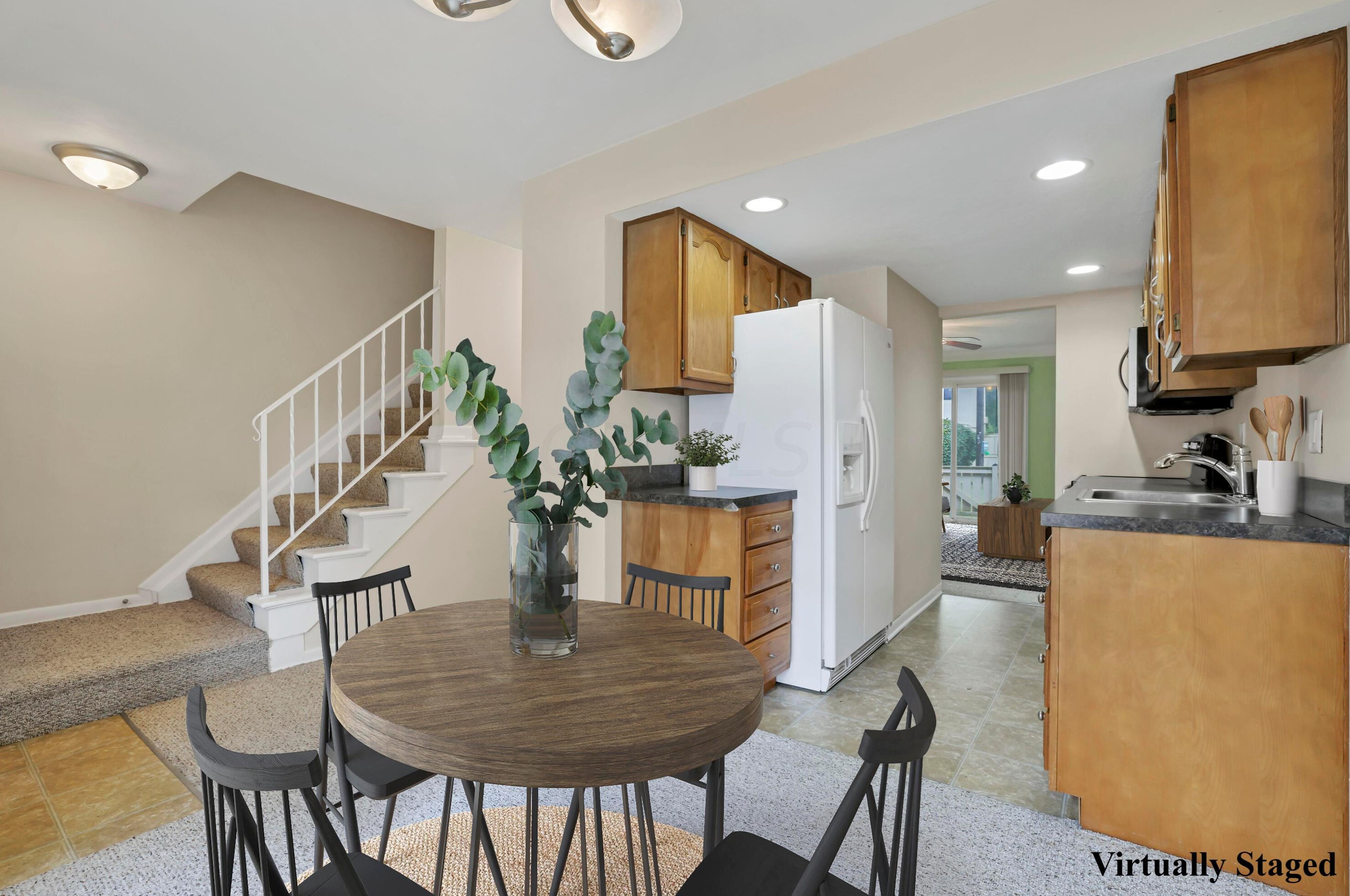 2559 Scioto View Ln, Columbus, OH 43221-3679
