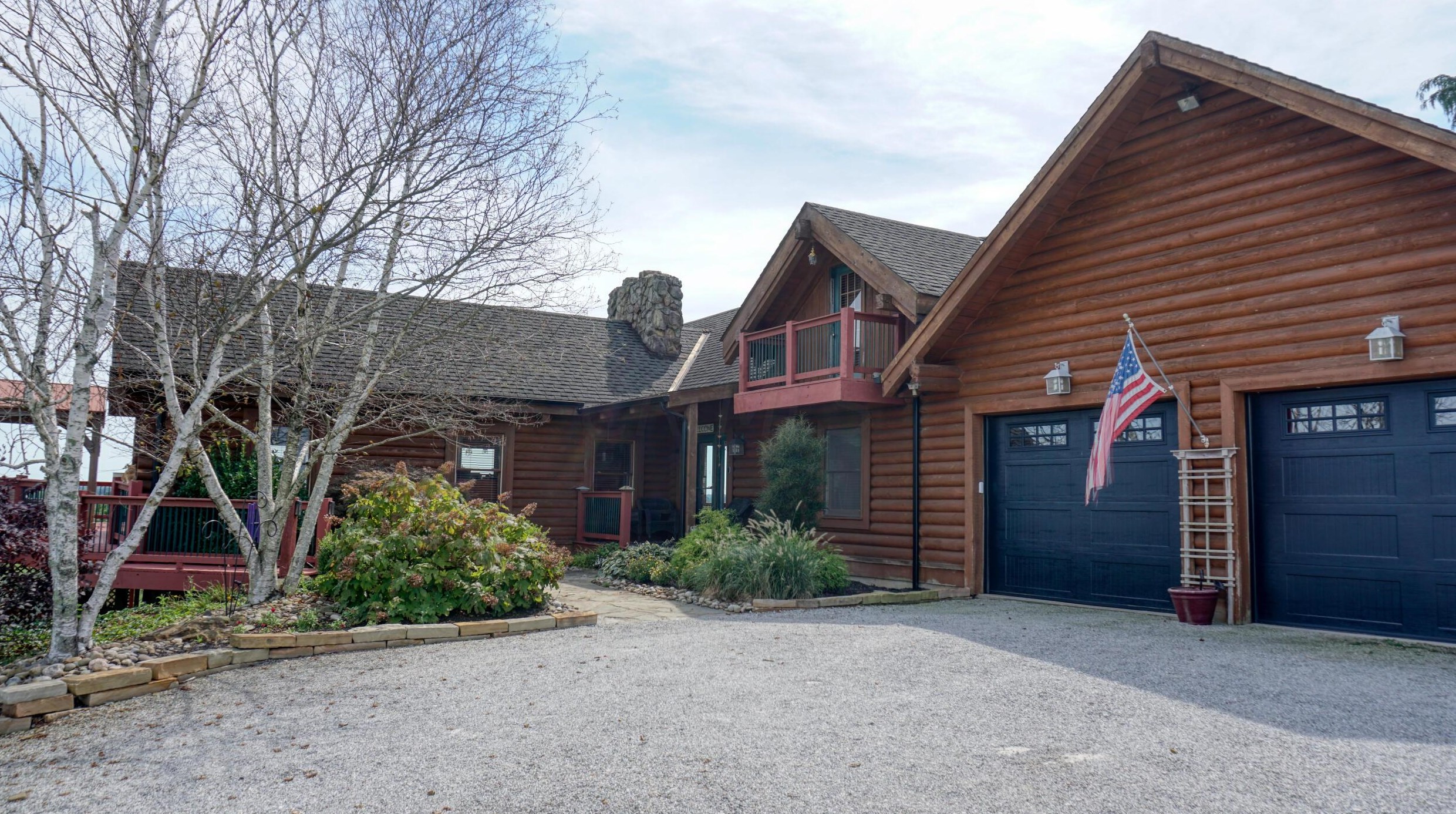 920 Rix Mills Rd, New Concord, OH 43762