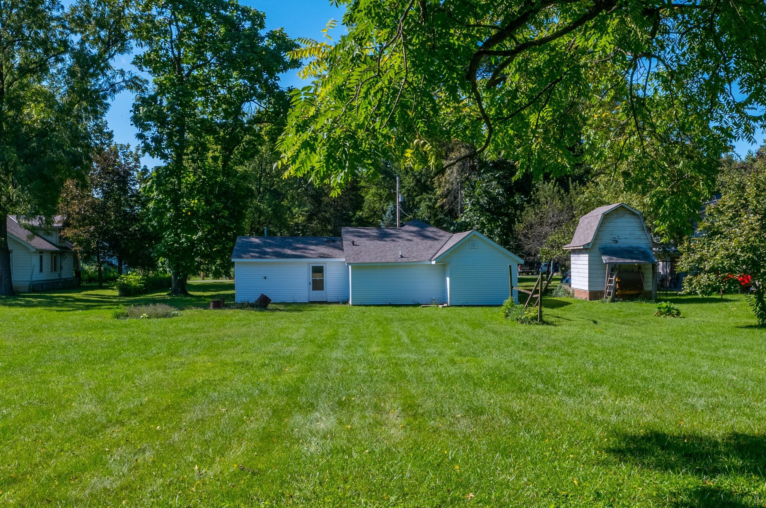 1860 Richmond Rd, Columbus OH 43223-3213 exterior