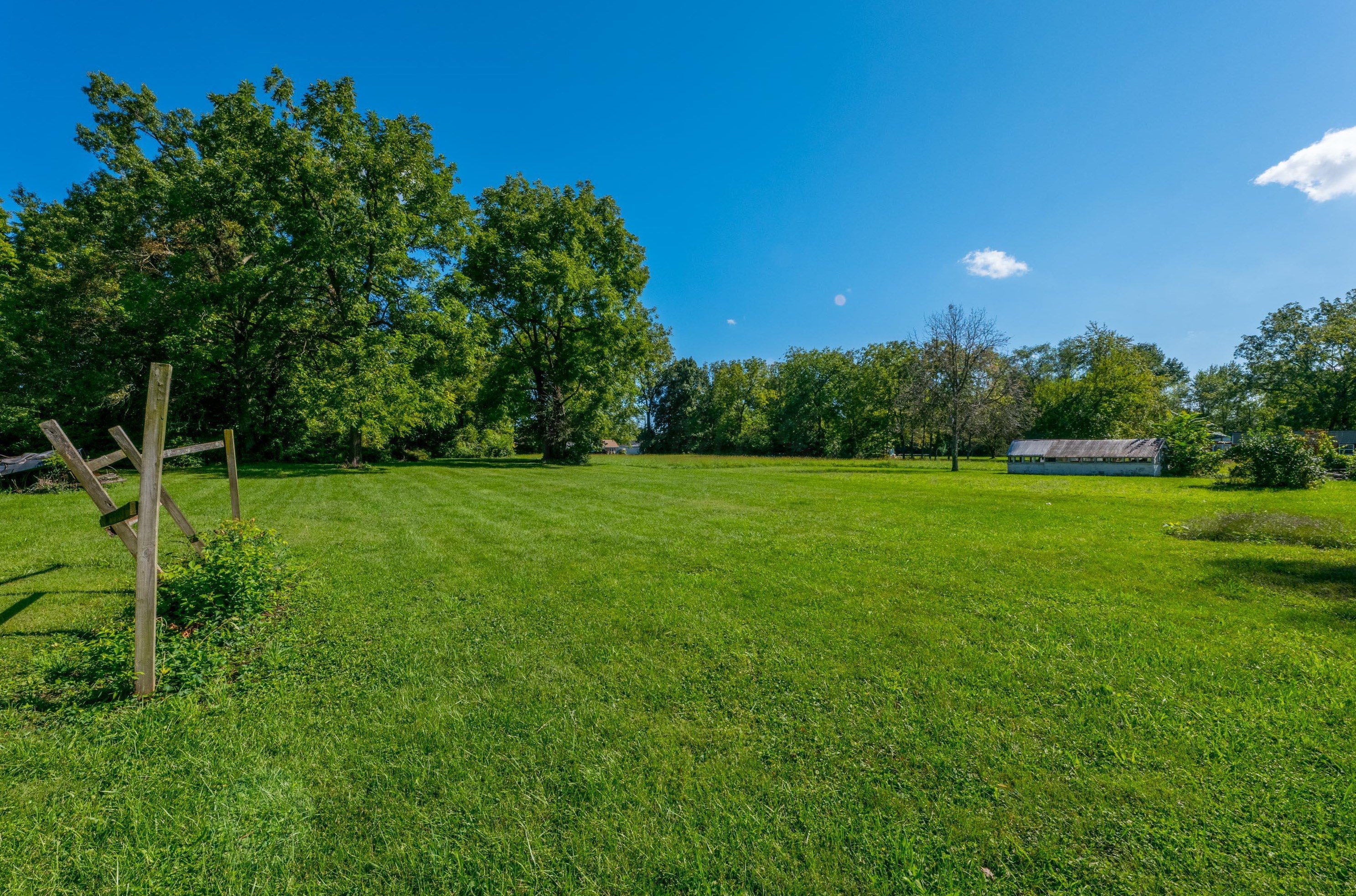 1860 Richmond Rd, Columbus OH 43223-3213 exterior