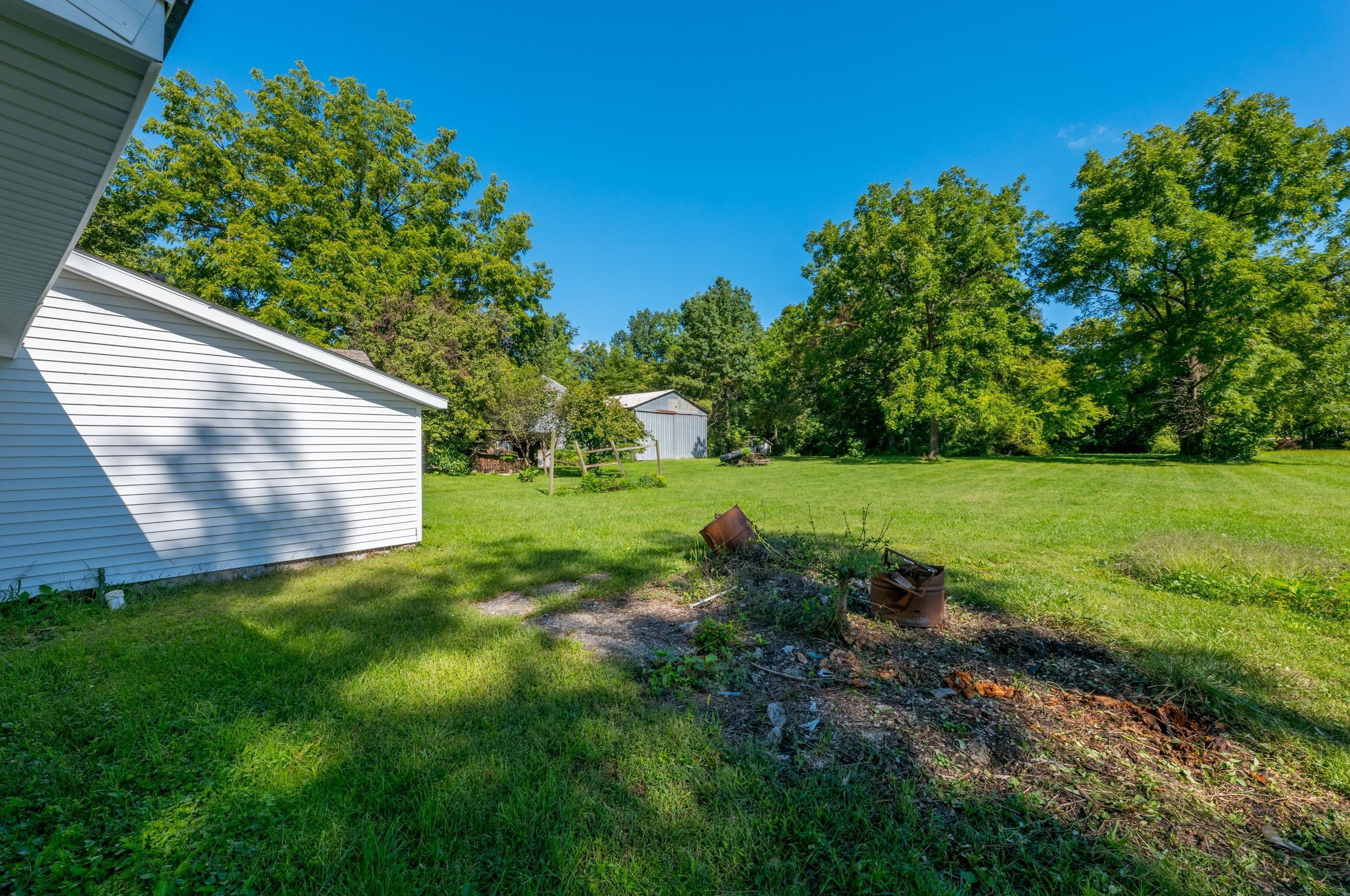 1860 Richmond Rd, Columbus OH 43223-3213 exterior