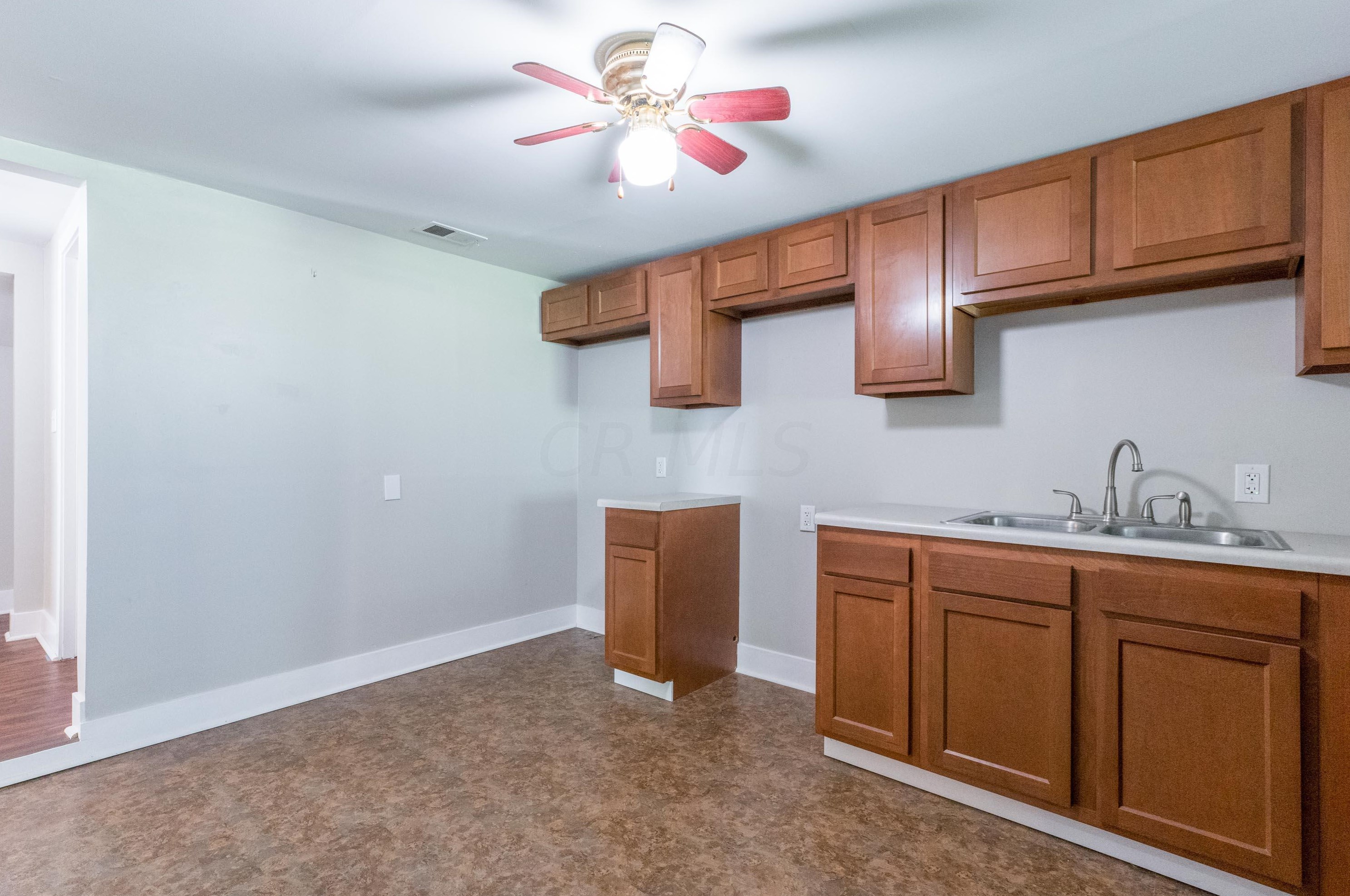 1860 Richmond Rd, Columbus OH 43223-3213 exterior