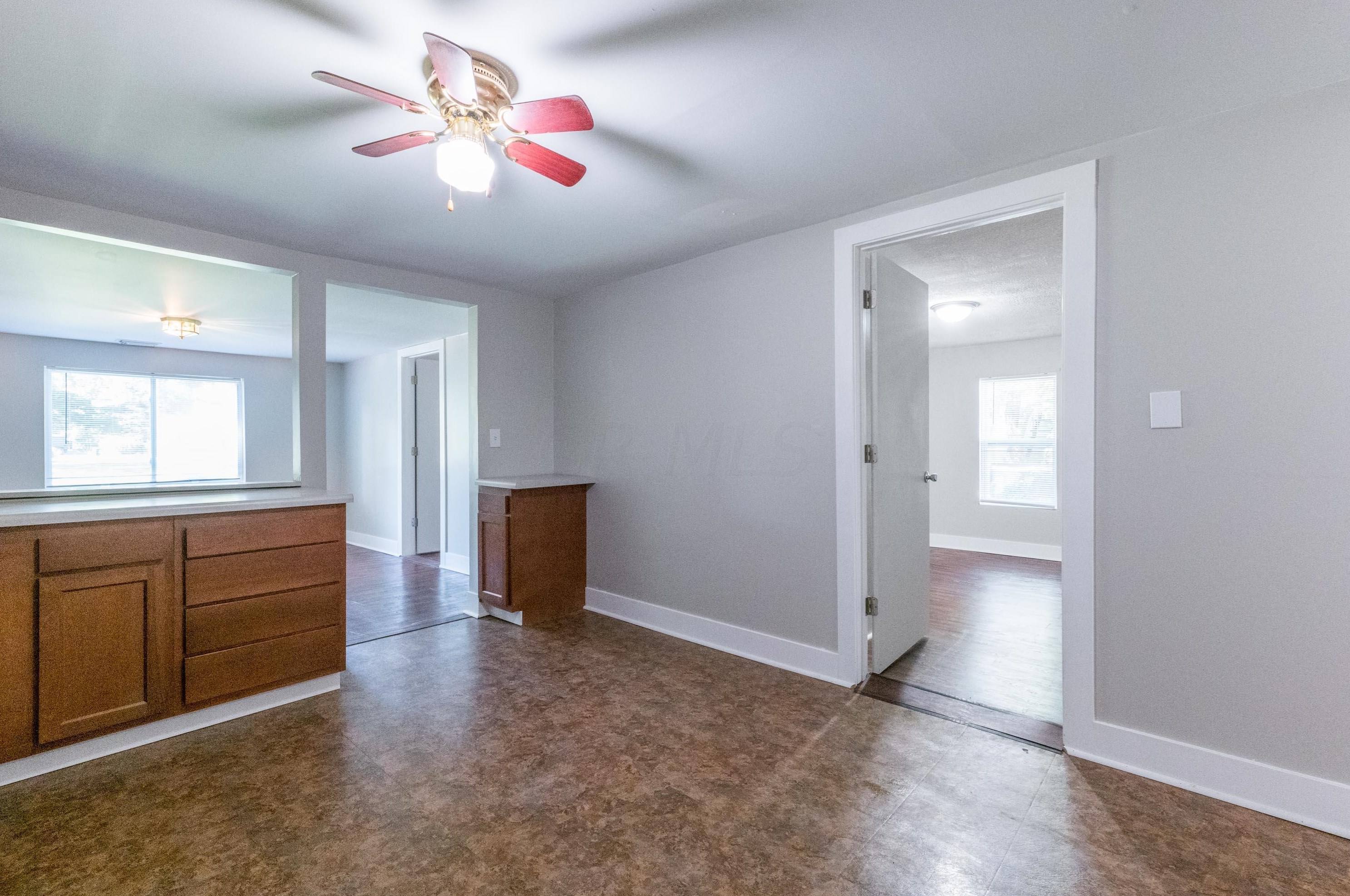 1860 Richmond Rd, Columbus OH 43223-3213 exterior