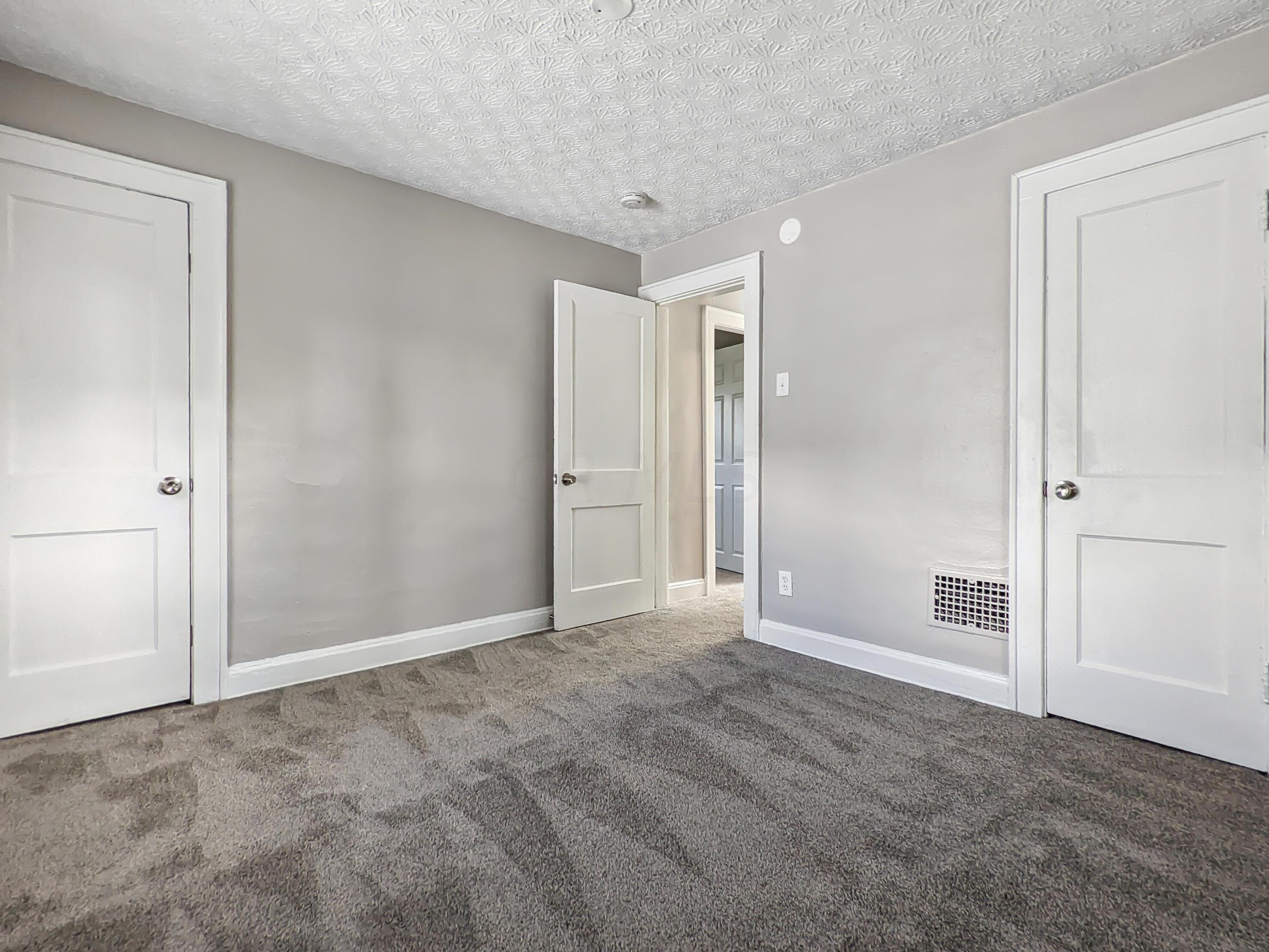 617 Wayne Ave, Columbus OH 43204-3154 exterior