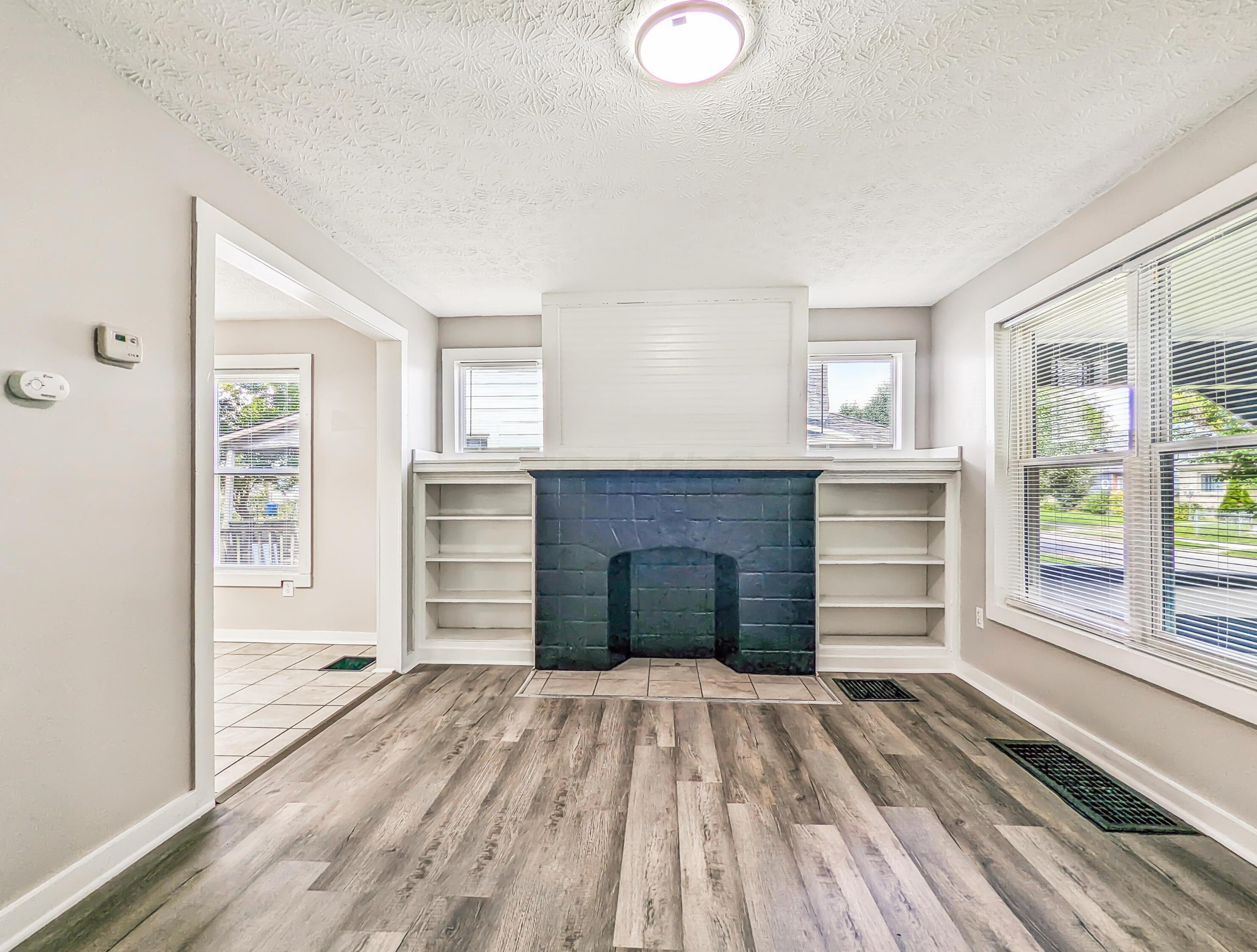 617 Wayne Ave, Columbus OH 43204-3154 exterior