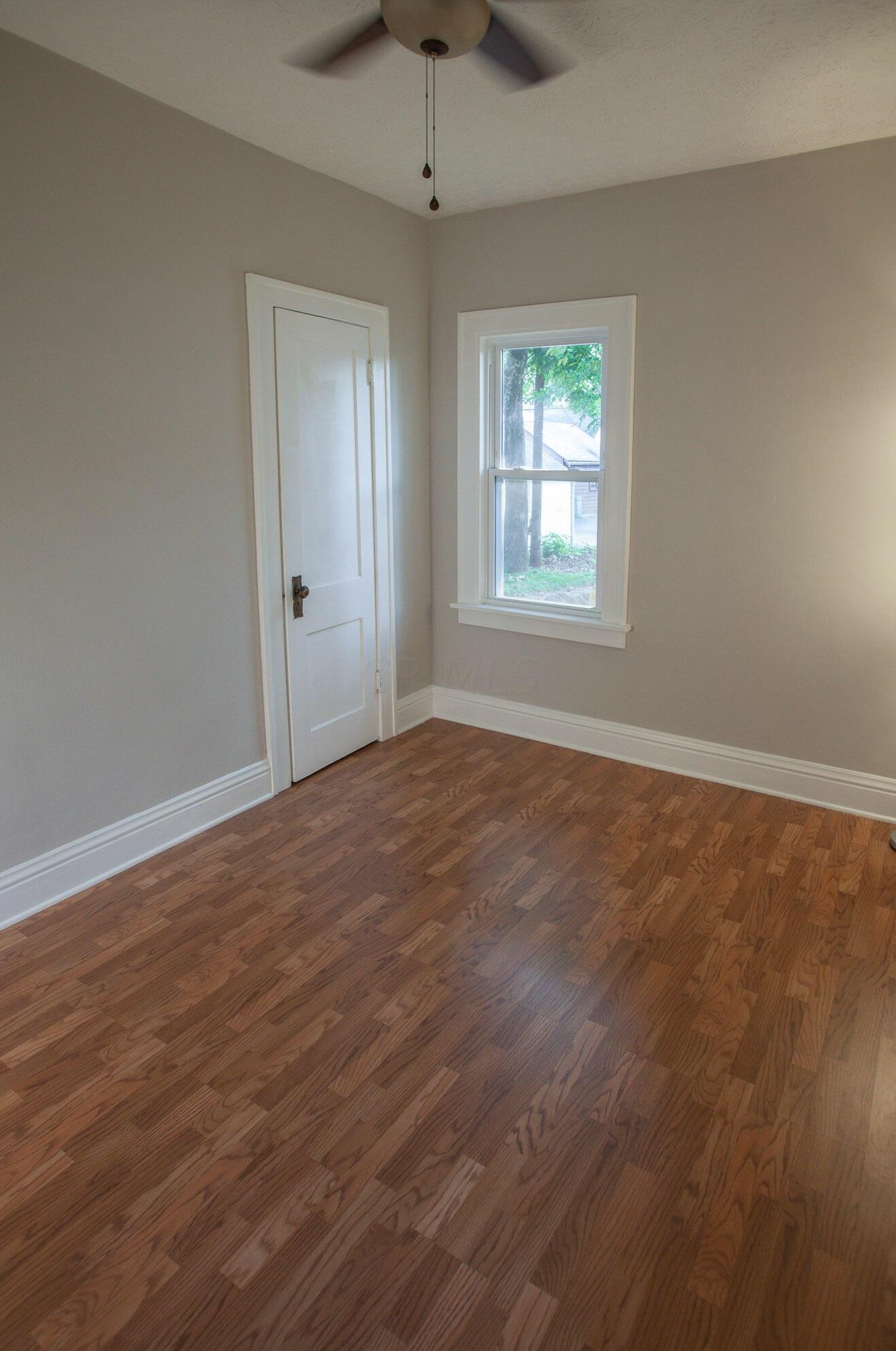 697 Grandon Ave, Columbus OH 43209-2528 exterior