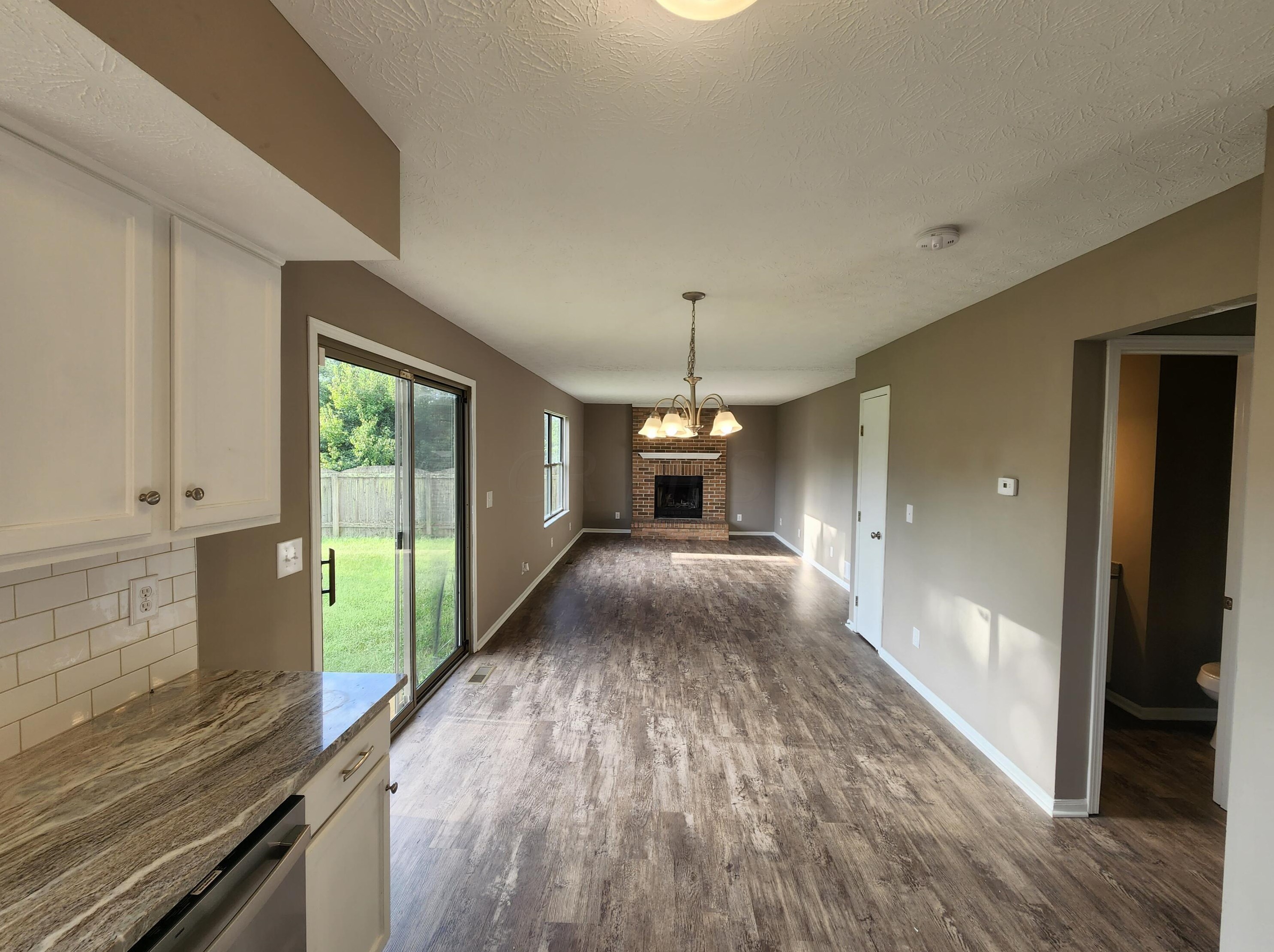 2748 Raphael Dr, Columbus, OH 43232-4791