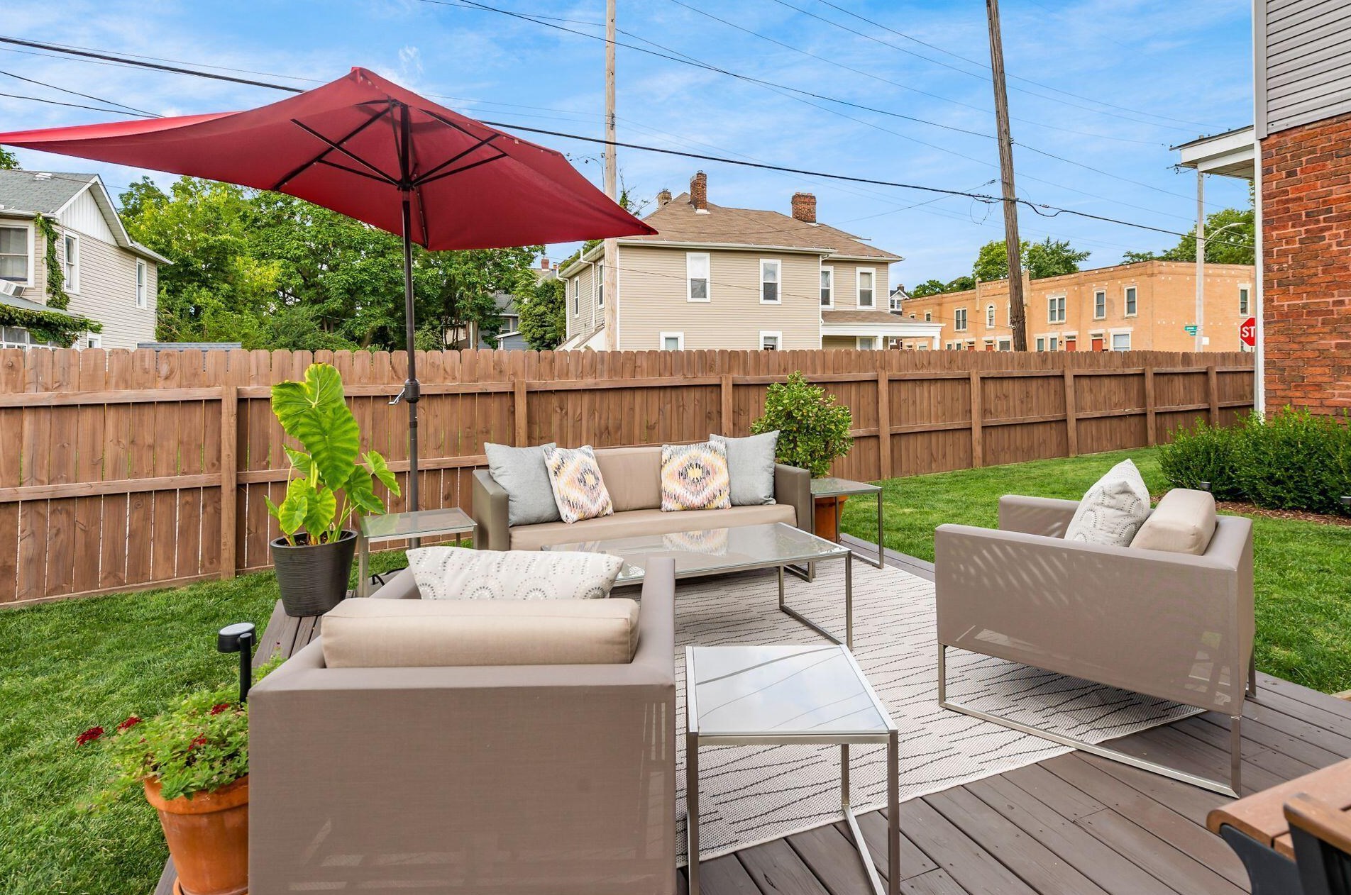 197 Miami Ave, Columbus OH 43203-1867 exterior