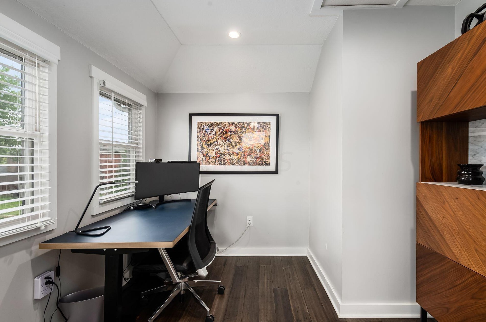 197 Miami Ave, Columbus OH 43203-1867 exterior