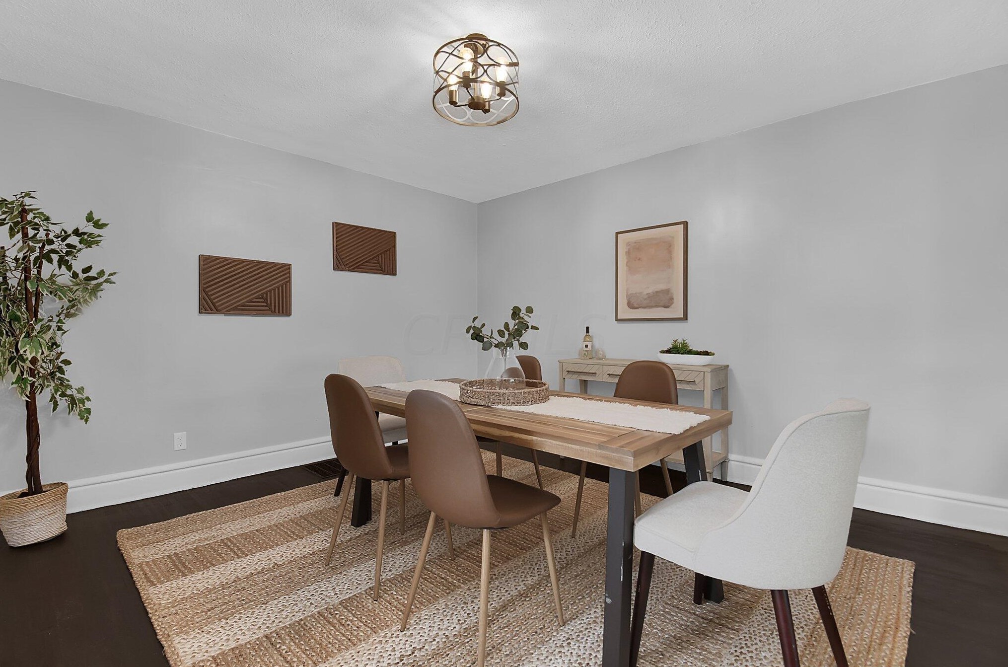 1199 Lockbourne Rd, Columbus OH  43206-3238 exterior