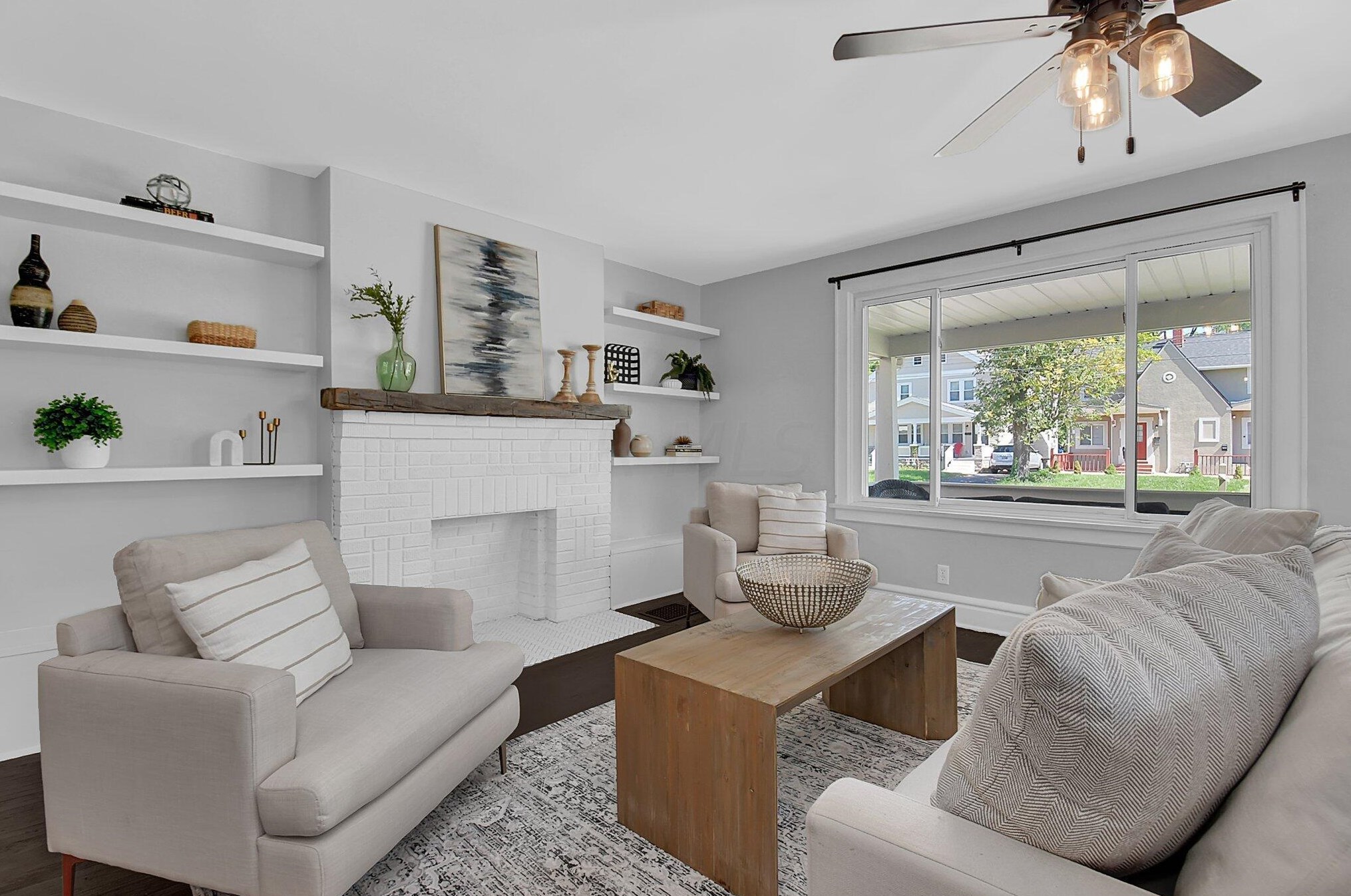 1199 Lockbourne Rd, Columbus OH  43206-3238 exterior