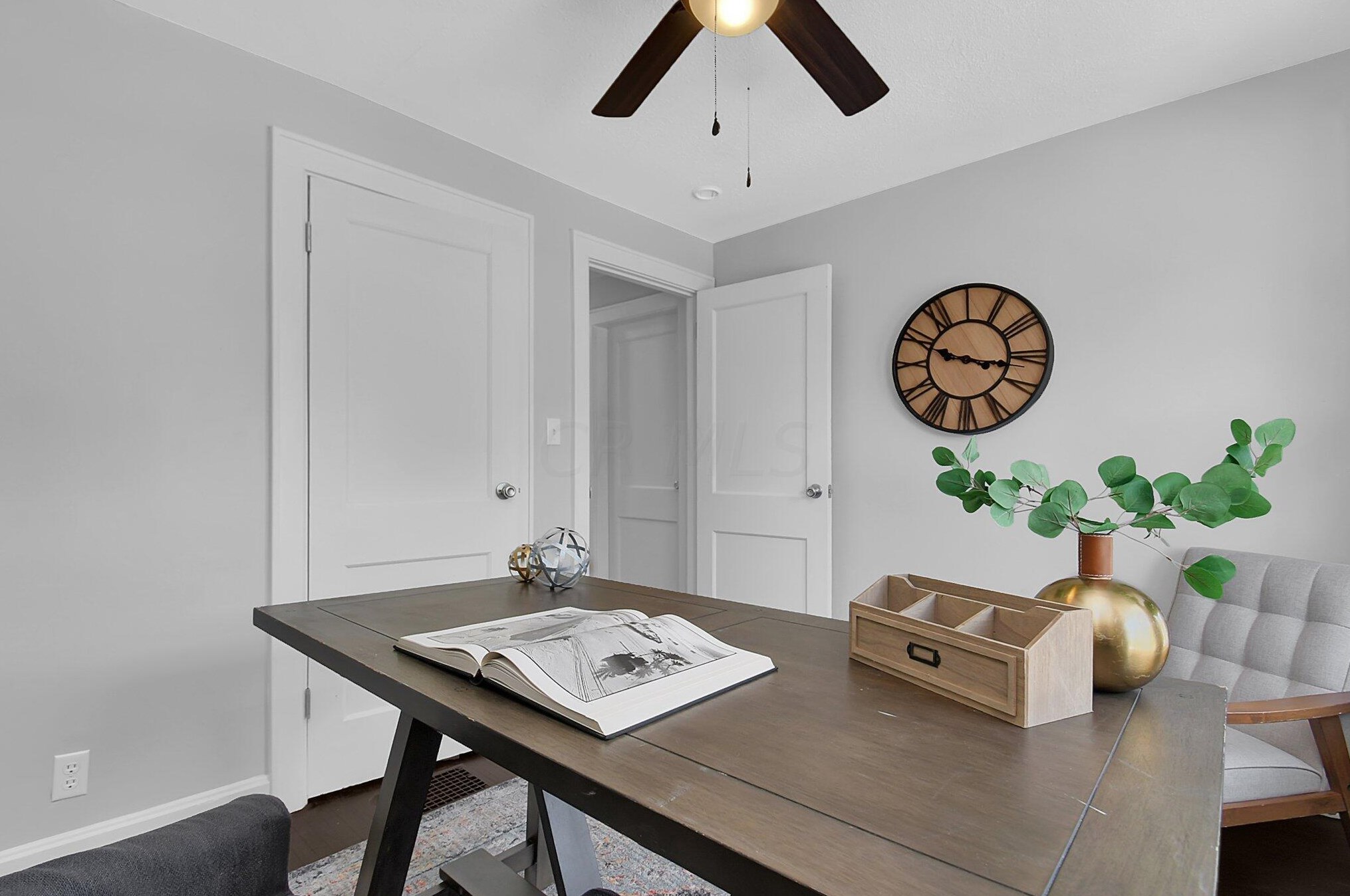 1199 Lockbourne Rd, Columbus OH  43206-3238 exterior