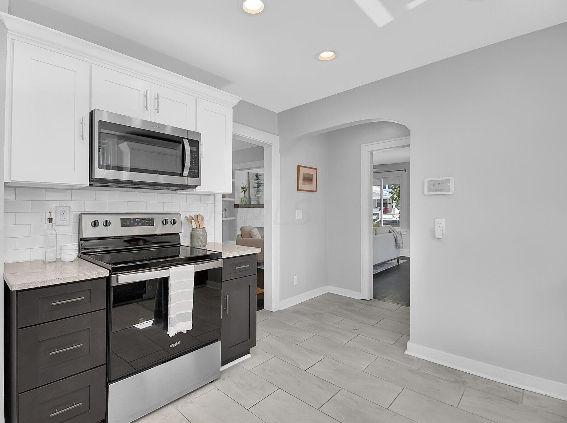 1199 Lockbourne Rd, Columbus OH  43206-3238 exterior